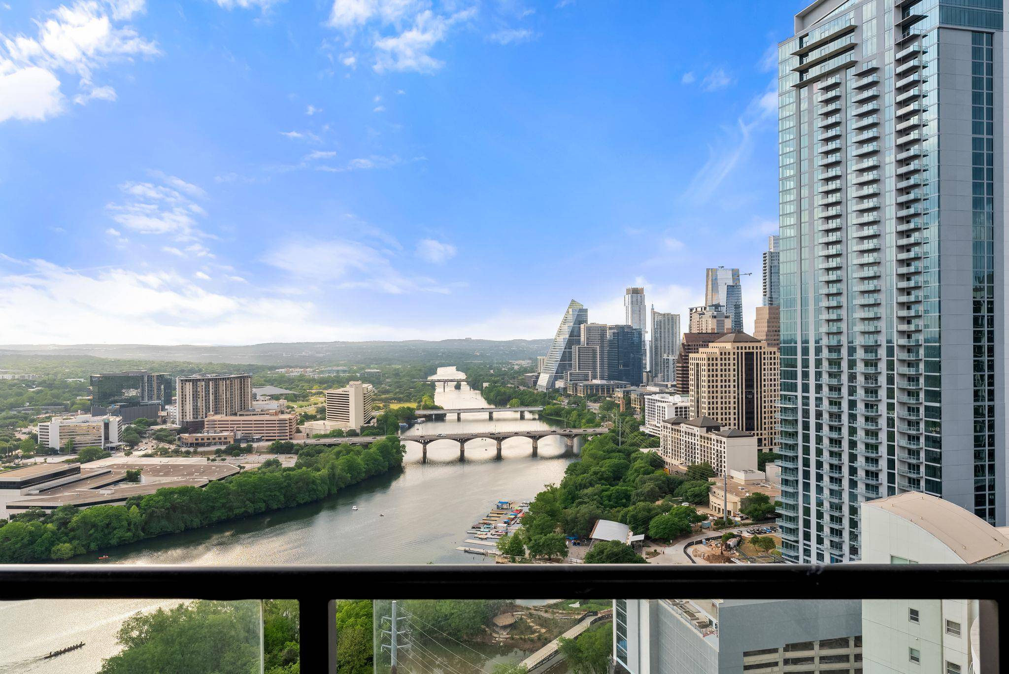 Austin, TX 78701,70 RAINEY ST #2606