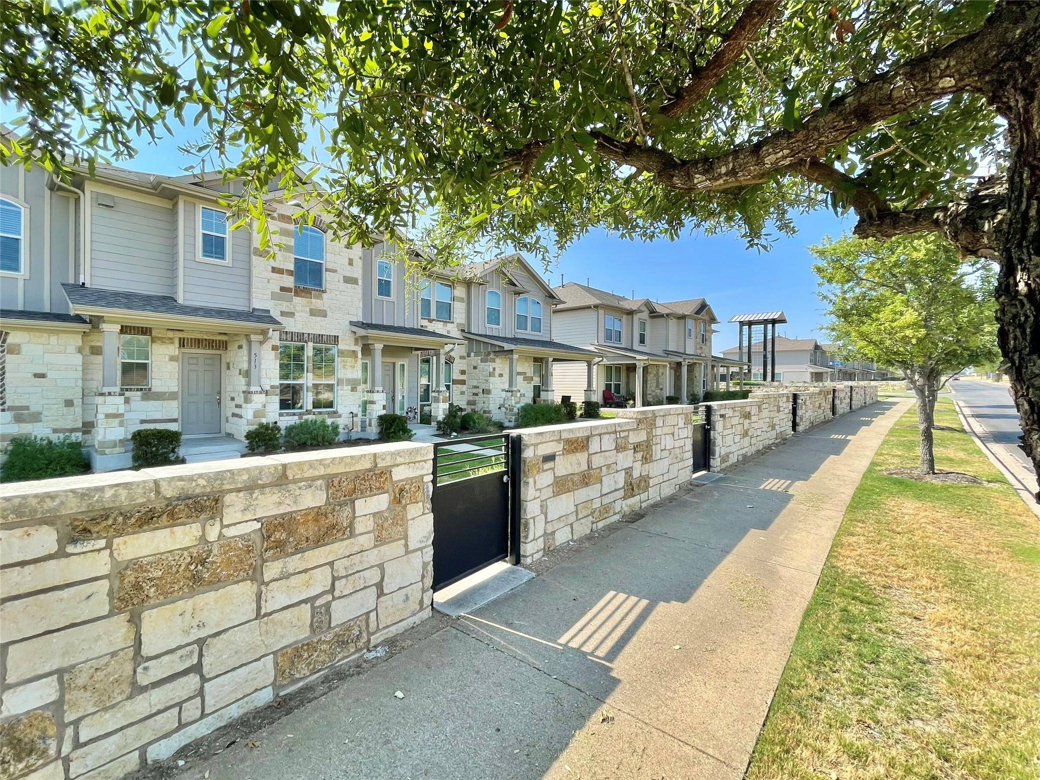 Pflugerville, TX 78660,513 N Heatherwilde BLVD