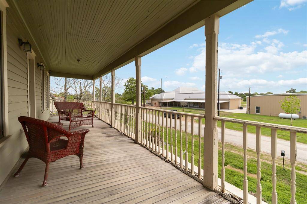 Ellinger, TX 78938,203 Grover ST