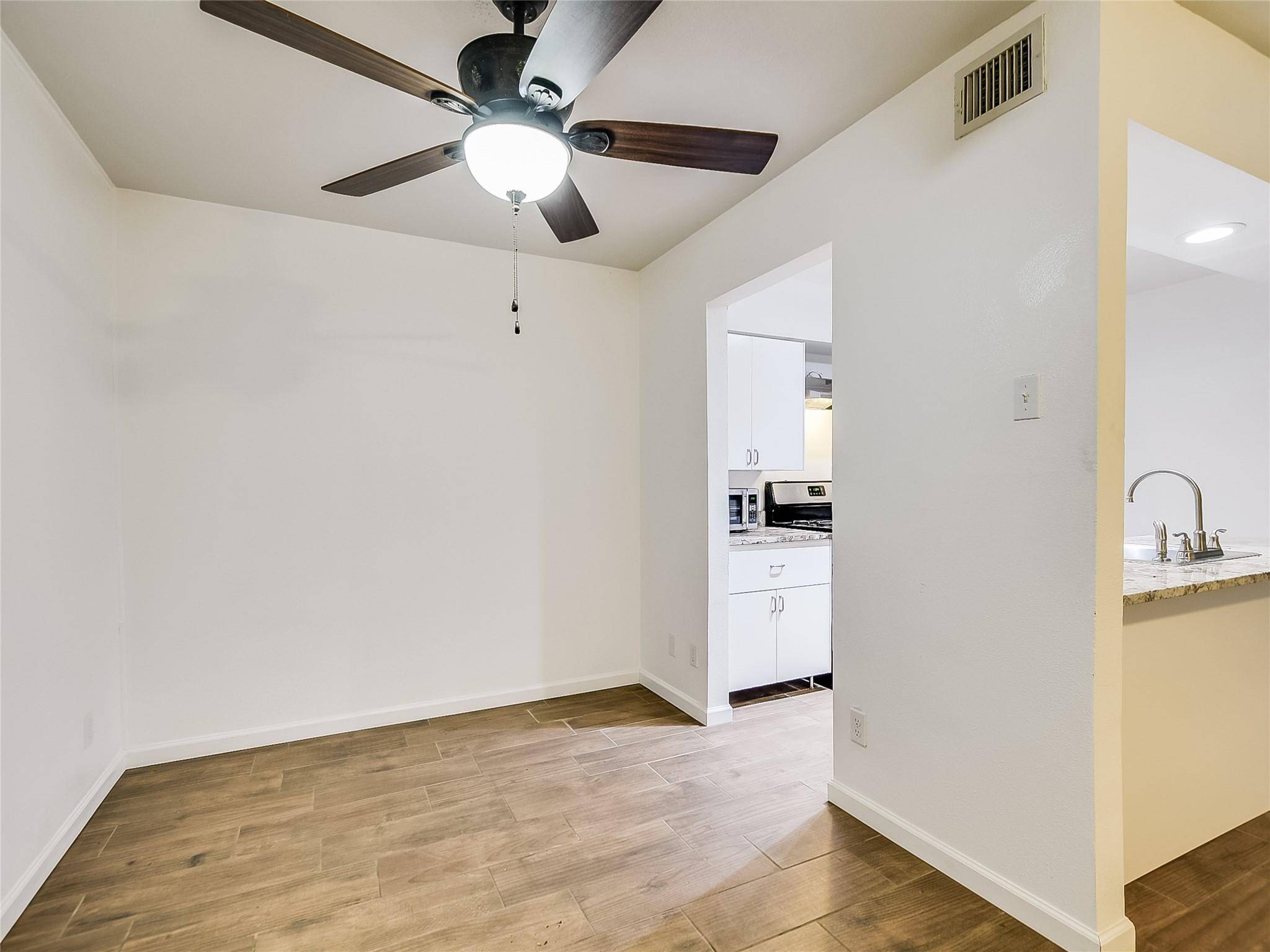 Austin, TX 78704,2303 East Side DR #112