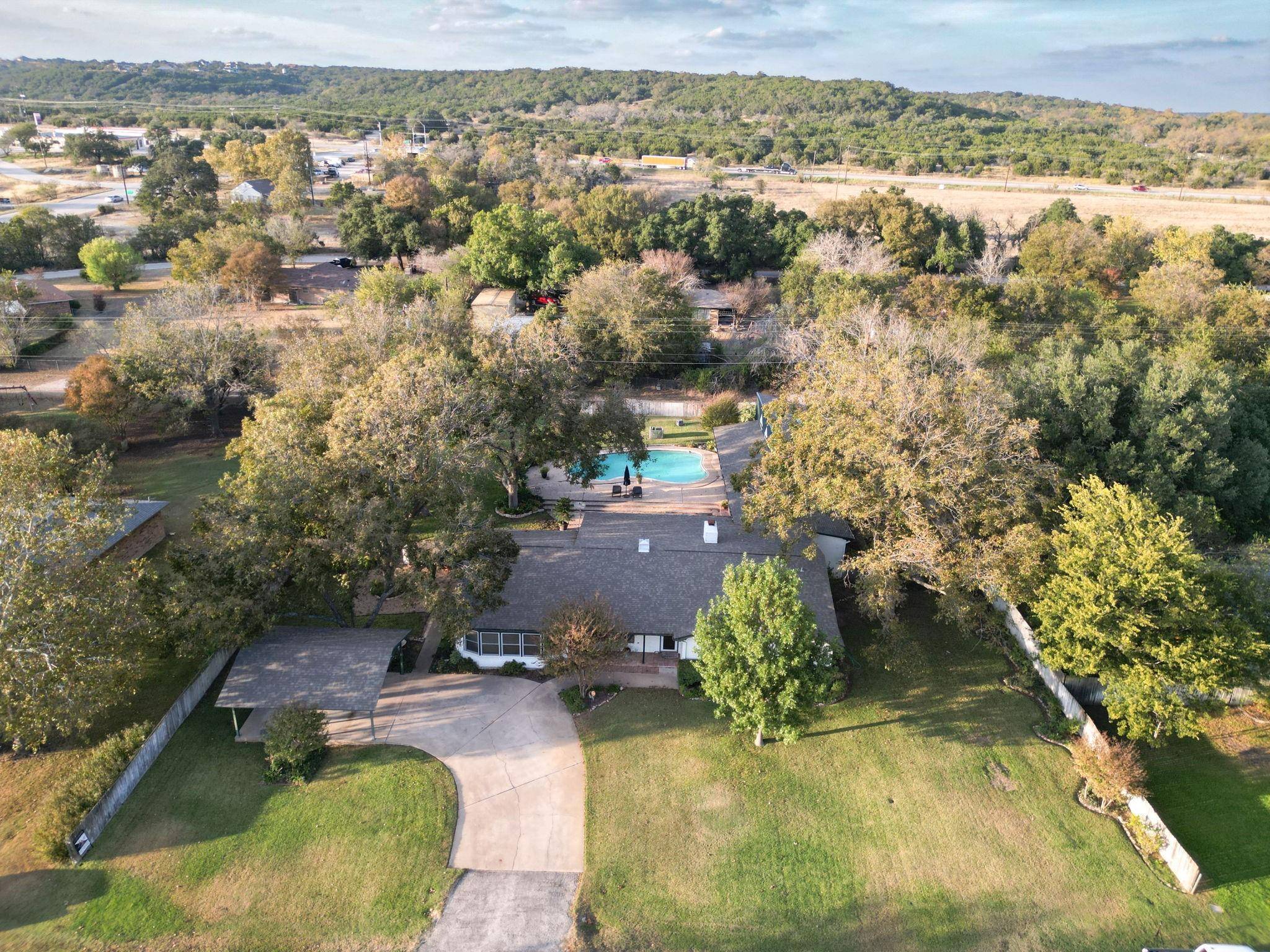 Burnet, TX 78611,306 Cardinal LN