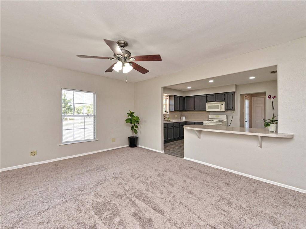 Hutto, TX 78634,102 TAYLOR ST