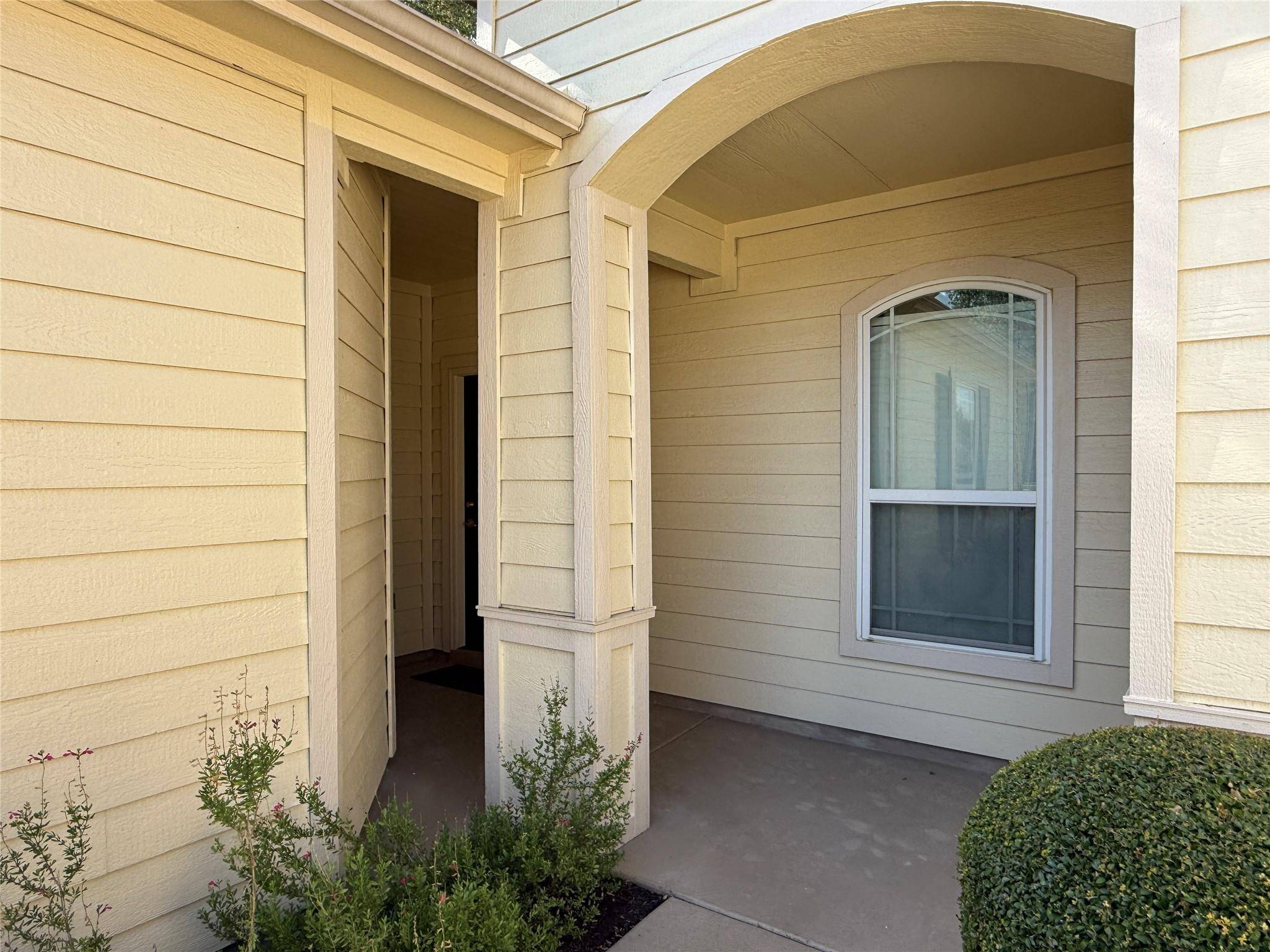 Georgetown, TX 78633,129 Essex LN