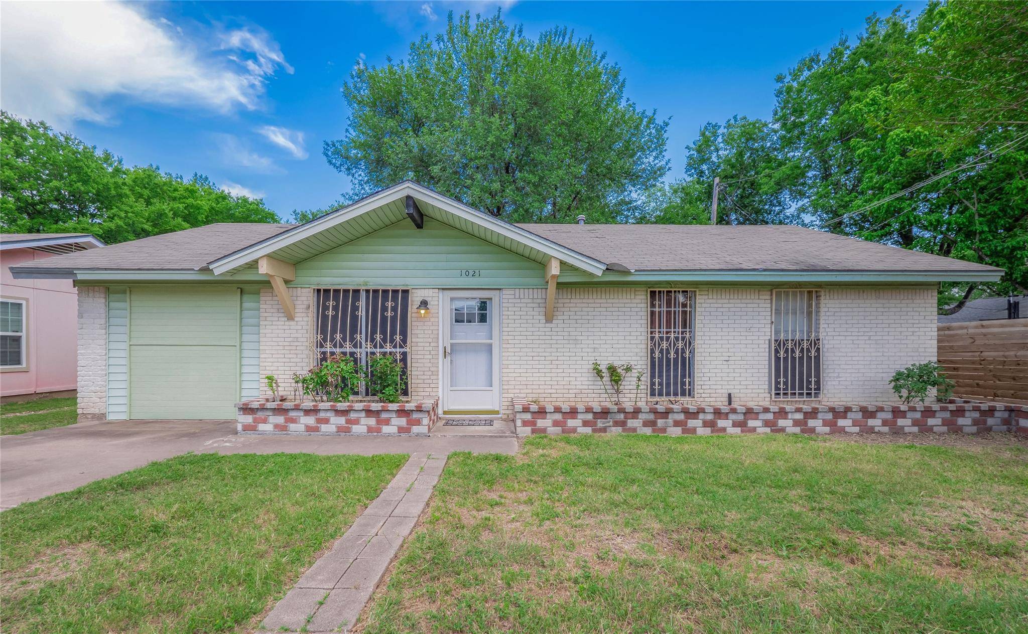 Austin, TX 78721,1021 Gardner RD