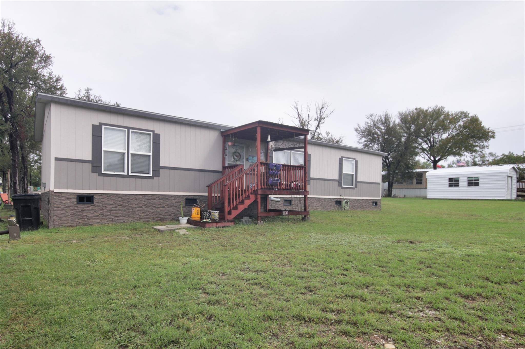 Llano, TX 78643,815 W Lampasas ST