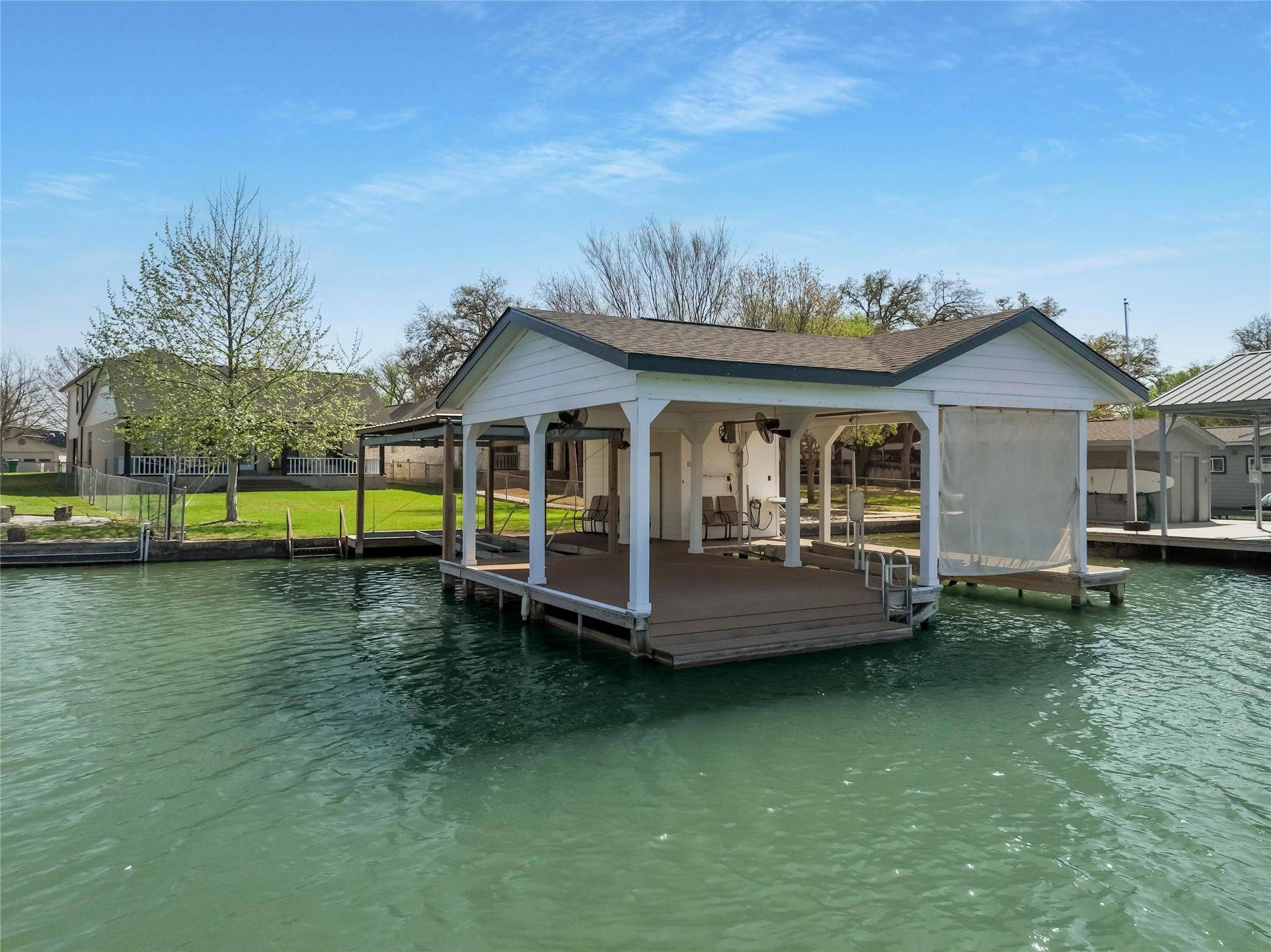 Marble Falls, TX 78654,411 W Greenbriar DR