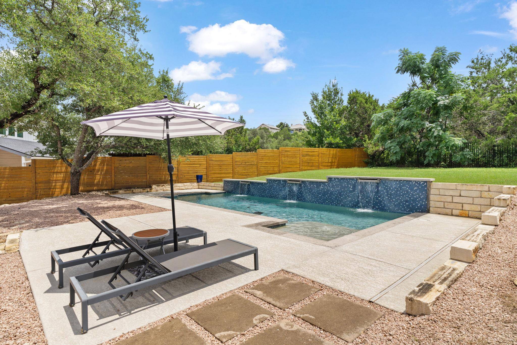 Spicewood, TX 78669,503 Alva DR