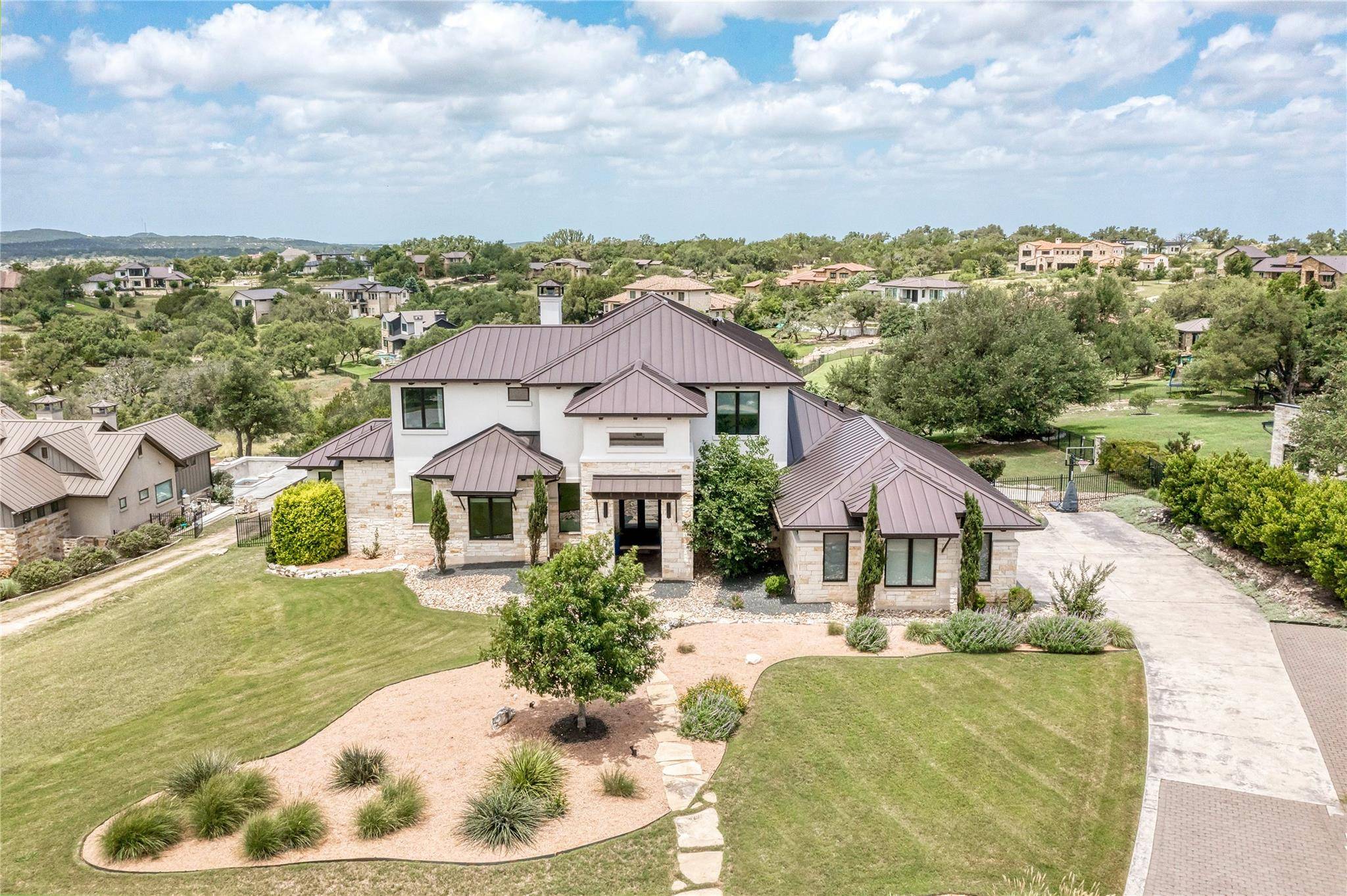 Austin, TX 78738,8100 Magnolia Ridge CV