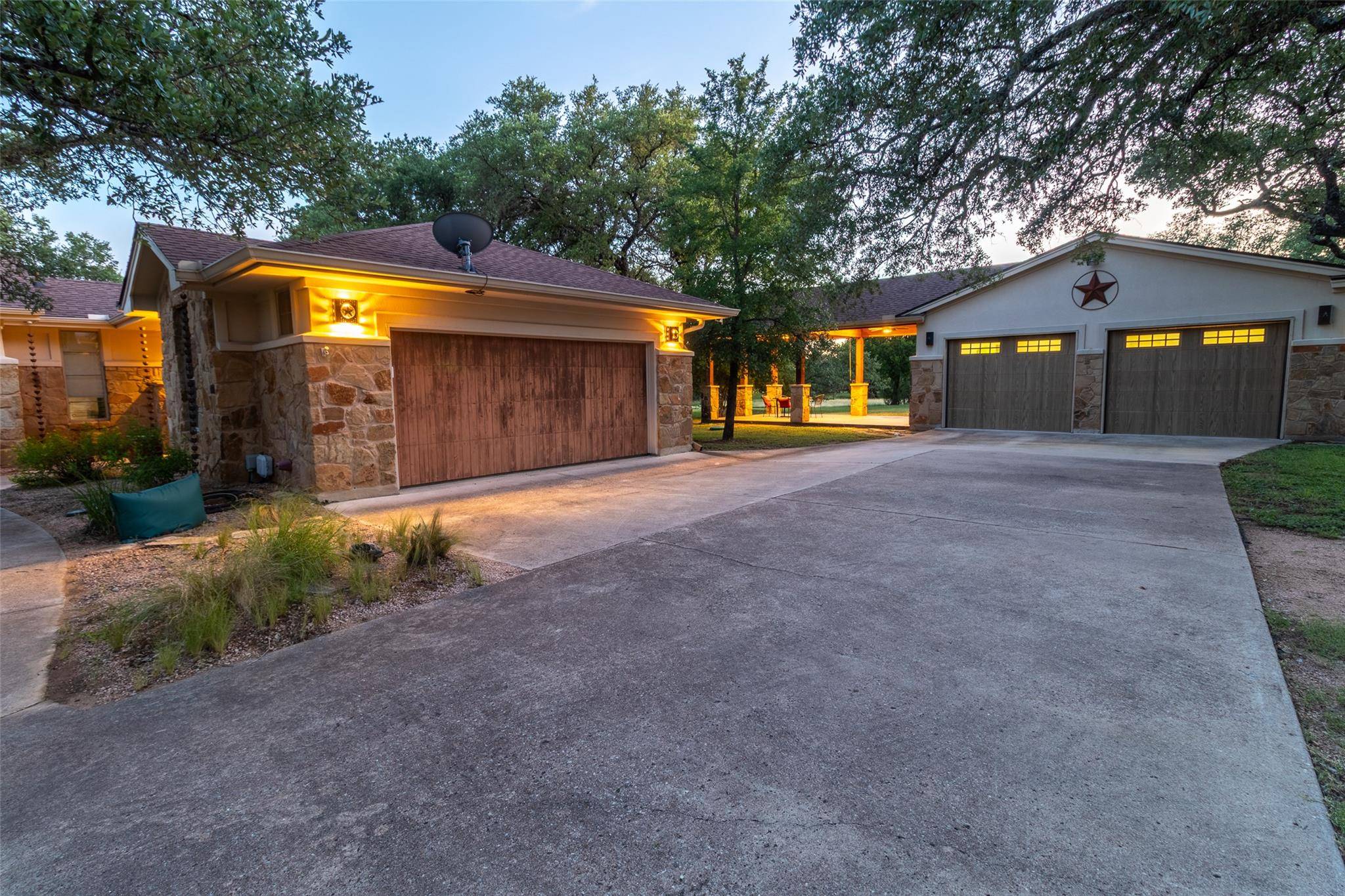 Spicewood, TX 78669,515 East TRL