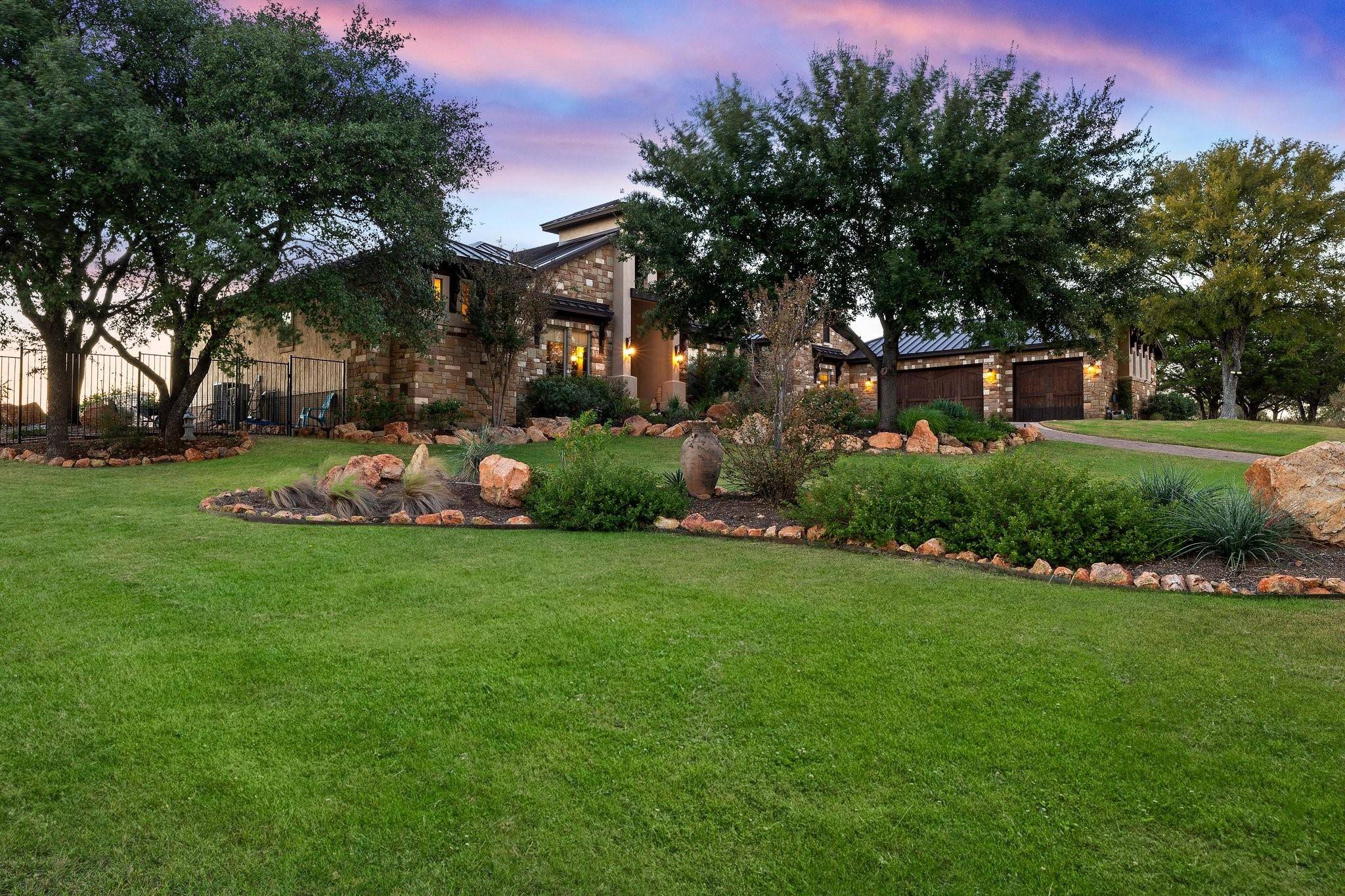 Horseshoe Bay, TX 78657,143 Westgate LOOP
