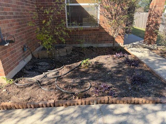 Leander, TX 78641,917 W South ST