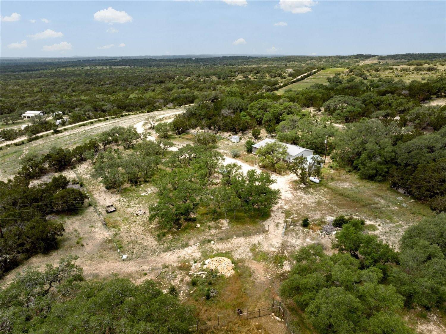 Wimberley, TX 78676,551 Cambridge RD