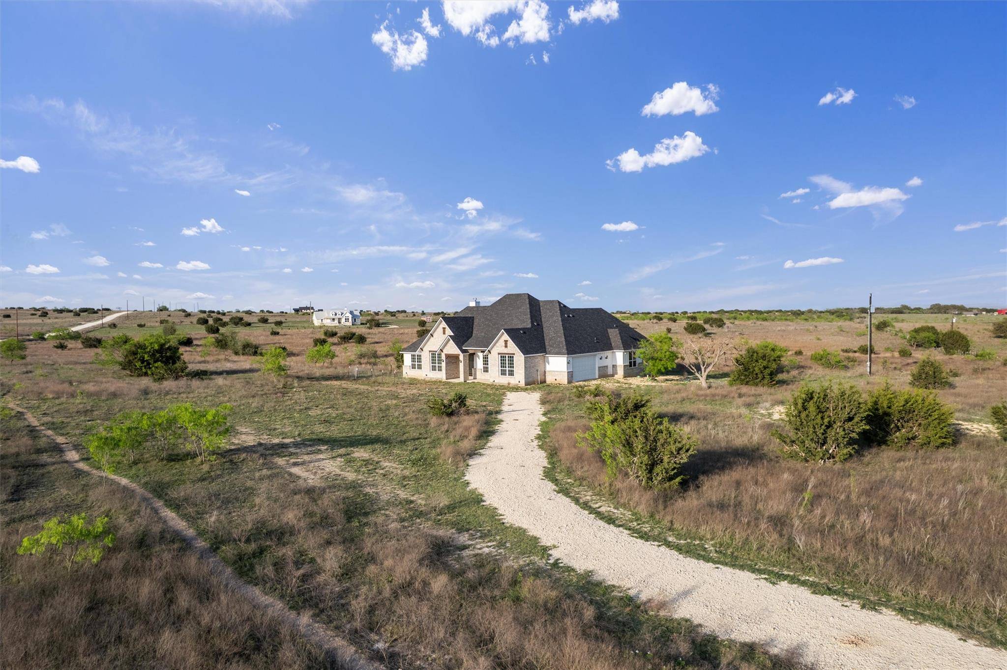 Lampasas, TX 76550,1208 County Road 2337 RD