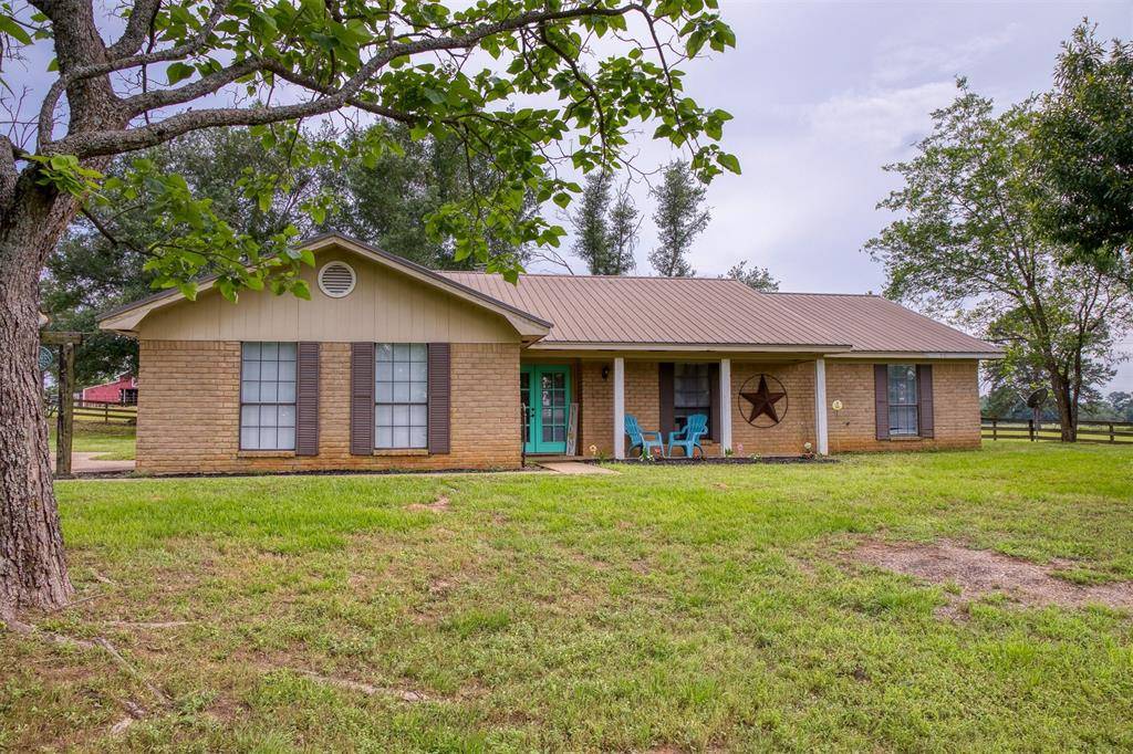 Montalba, TX 75853,180 ACR 455