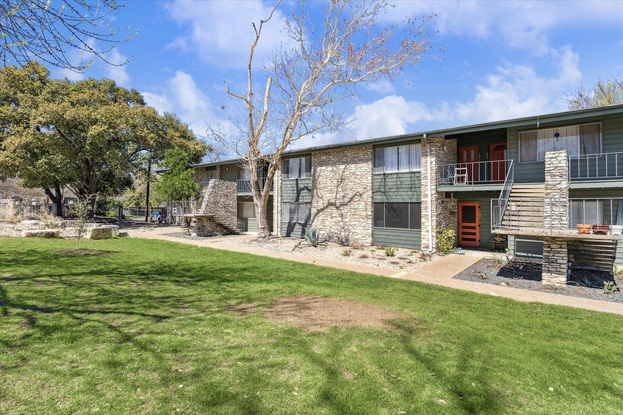 Austin, TX 78704,1304 Mariposa DR #104