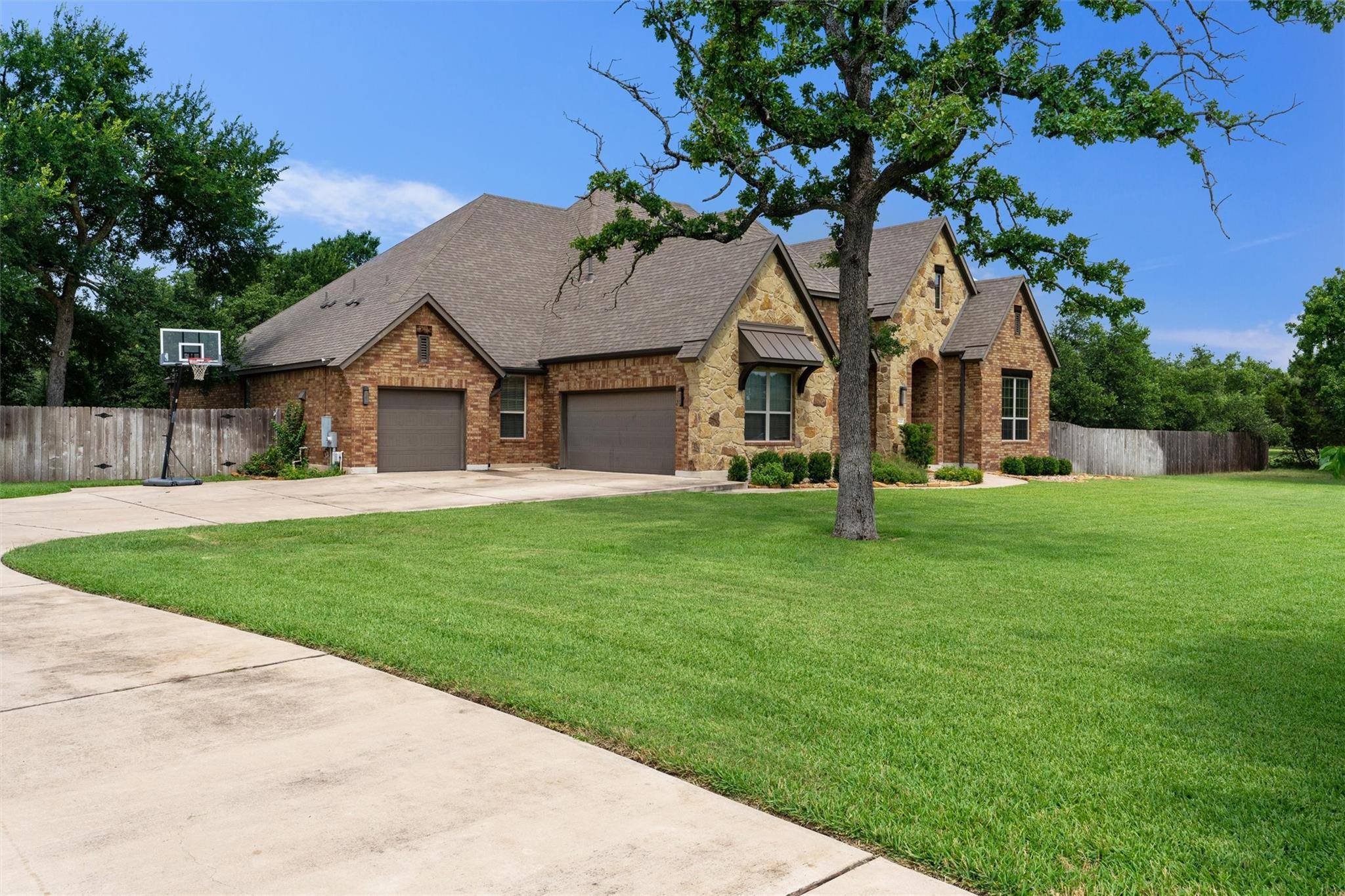 Cedar Park, TX 78613,411 Marquis LN