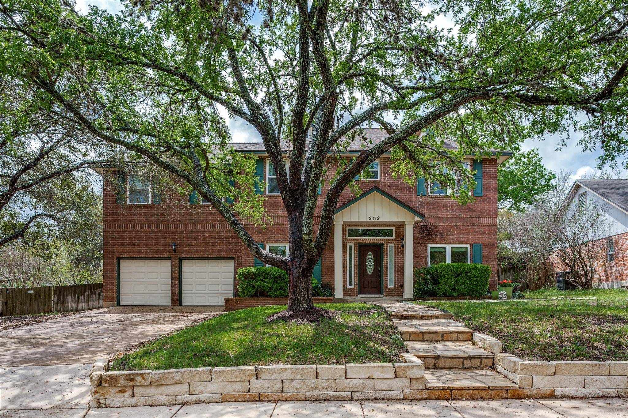San Antonio, TX 78259,2312 Encino XING