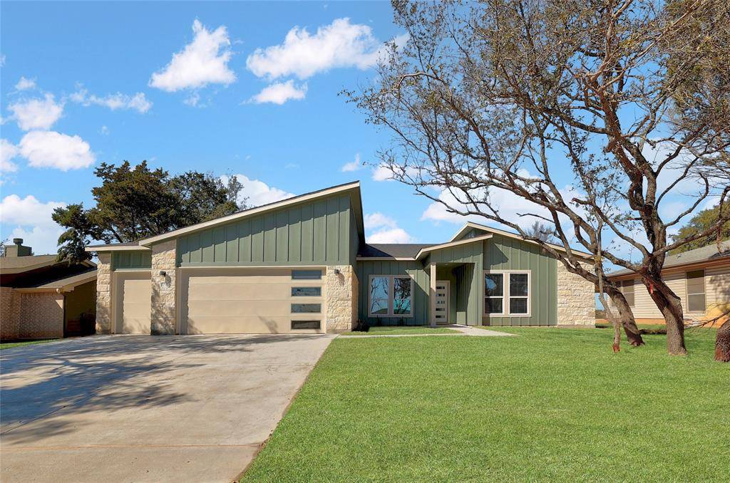 Lago Vista, TX 78645,20520 Highland Lake DR