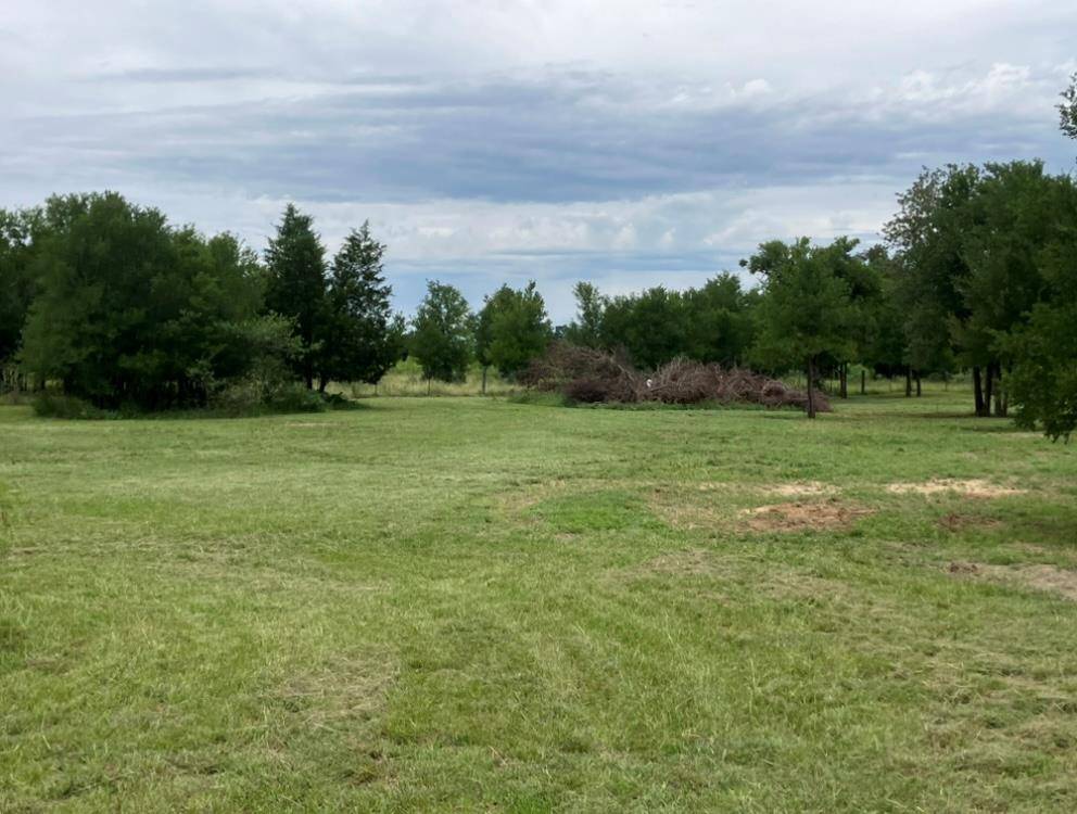 Elgin, TX 78621,317 Pleasant Grove Loop