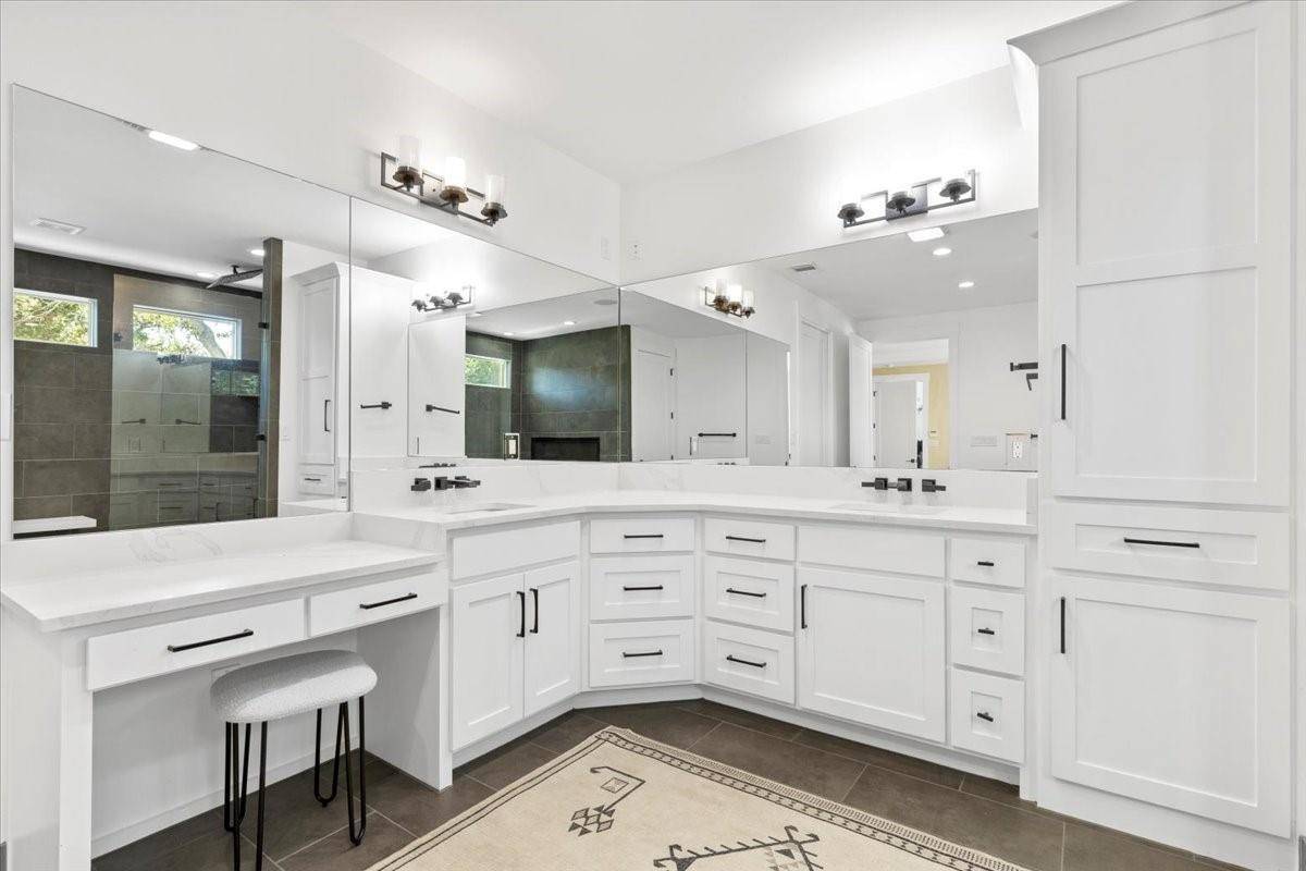 Dripping Springs, TX 78620,703 Cottonwood Creek DR