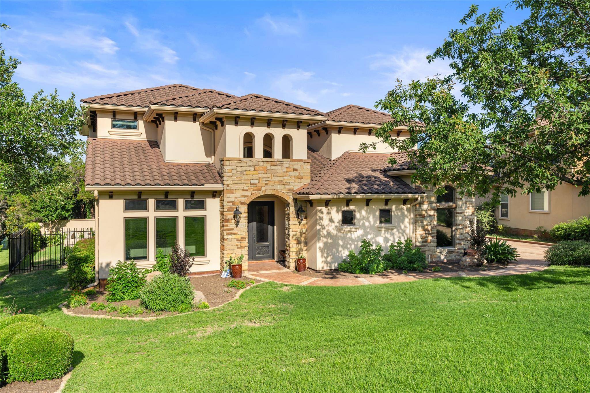 Austin, TX 78738,11 Hightrail WAY
