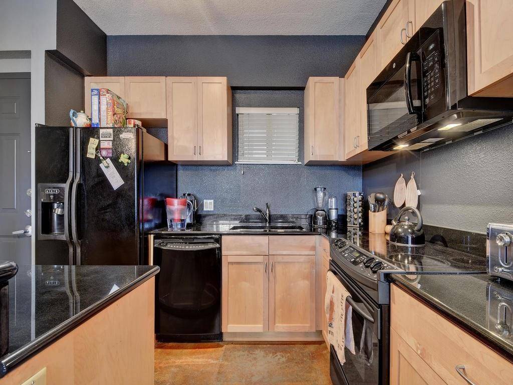 Austin, TX 78705,711 W 26th ST #402