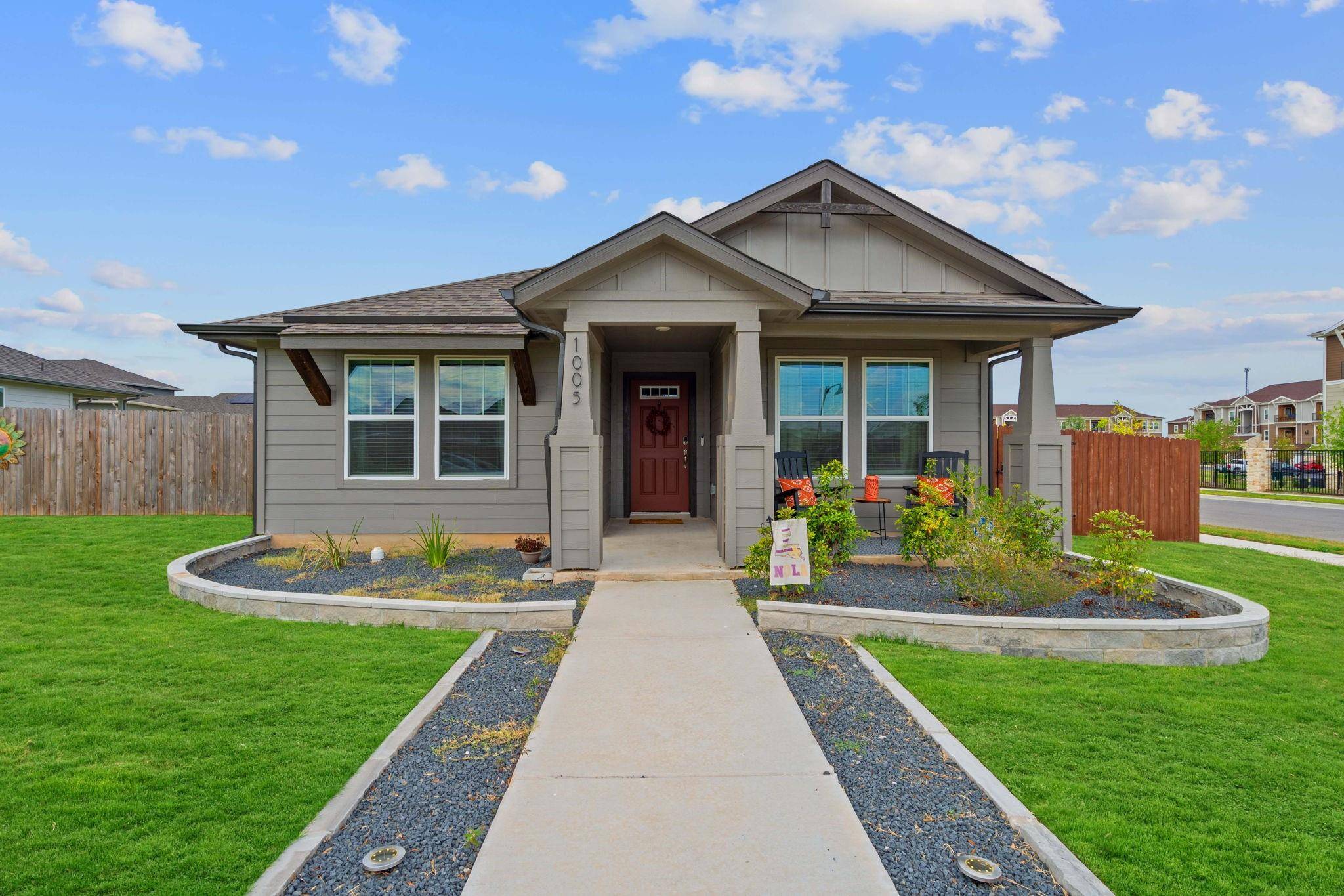 Hutto, TX 78634,1005 Main ST