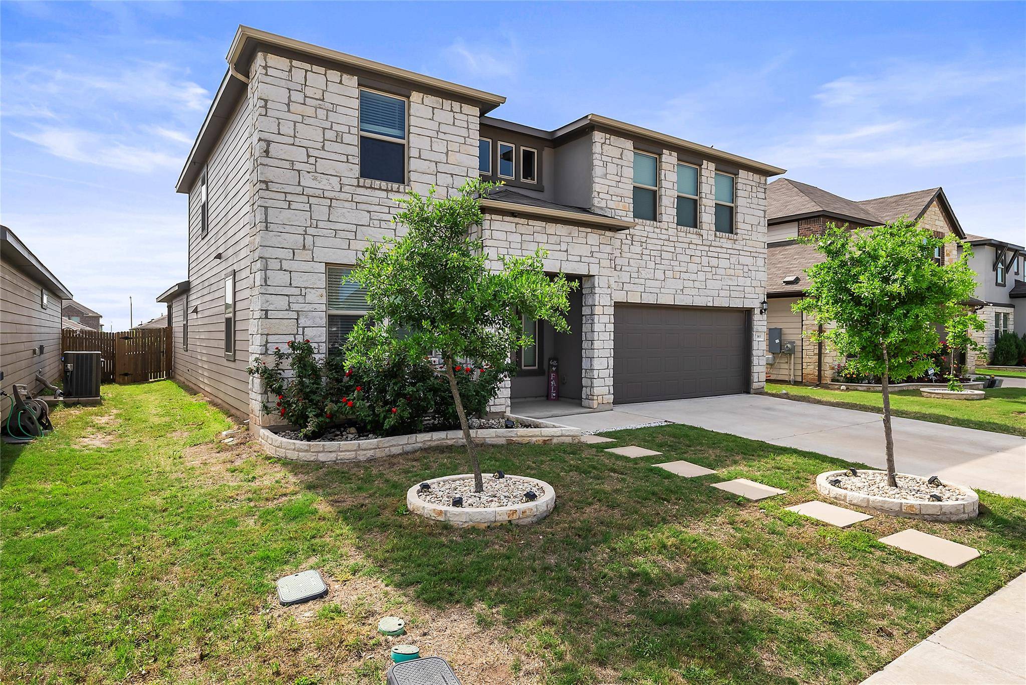 Liberty Hill, TX 78642,365 Capstone RD