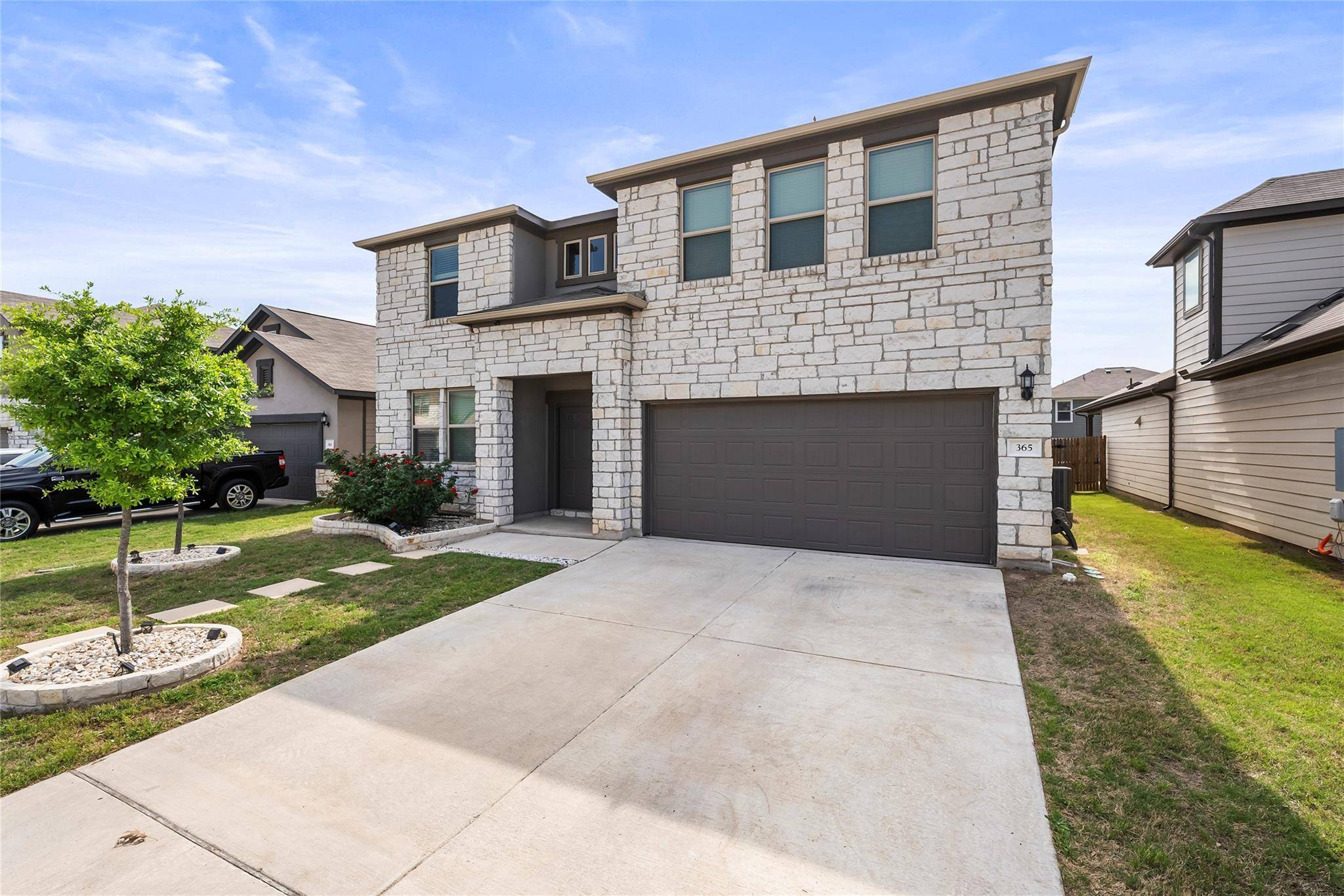 Liberty Hill, TX 78642,365 Capstone RD
