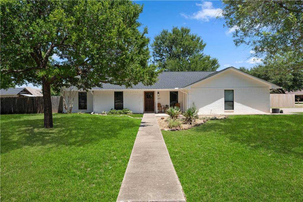 Salado, TX 76571,1207 Chisholm TRL