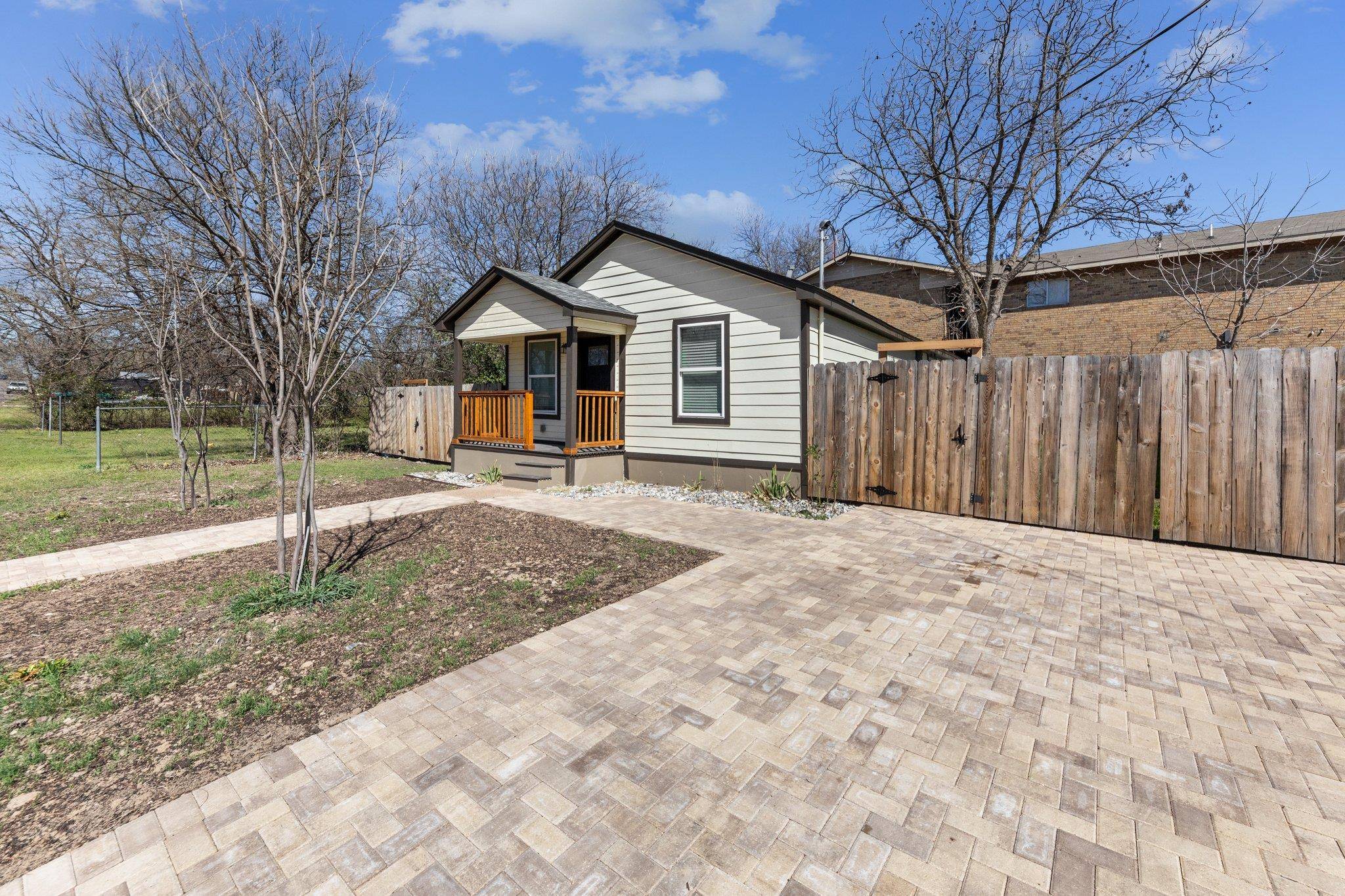 Killeen, TX 76541,313 E Texas Ave
