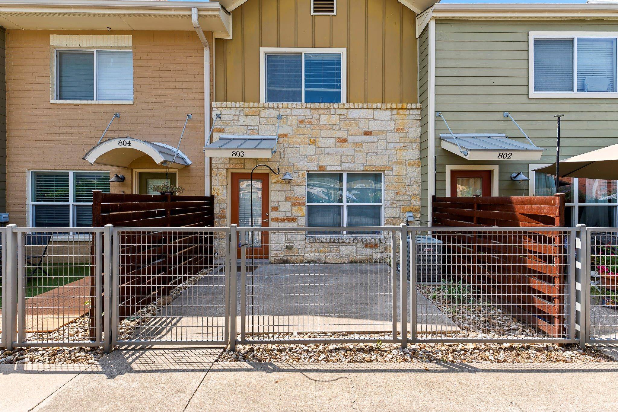 Austin, TX 78741,1101 Grove BLVD #803