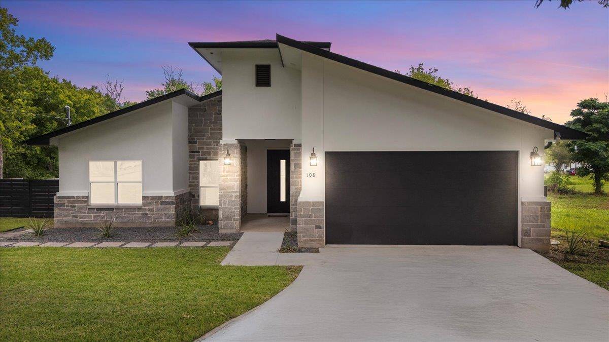 Elgin, TX 78621,108 Bill ST