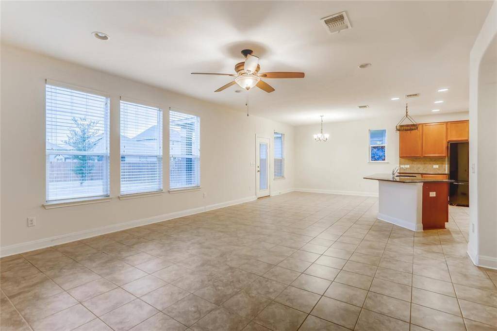 Del Valle, TX 78617,12317 Noel Bain CV