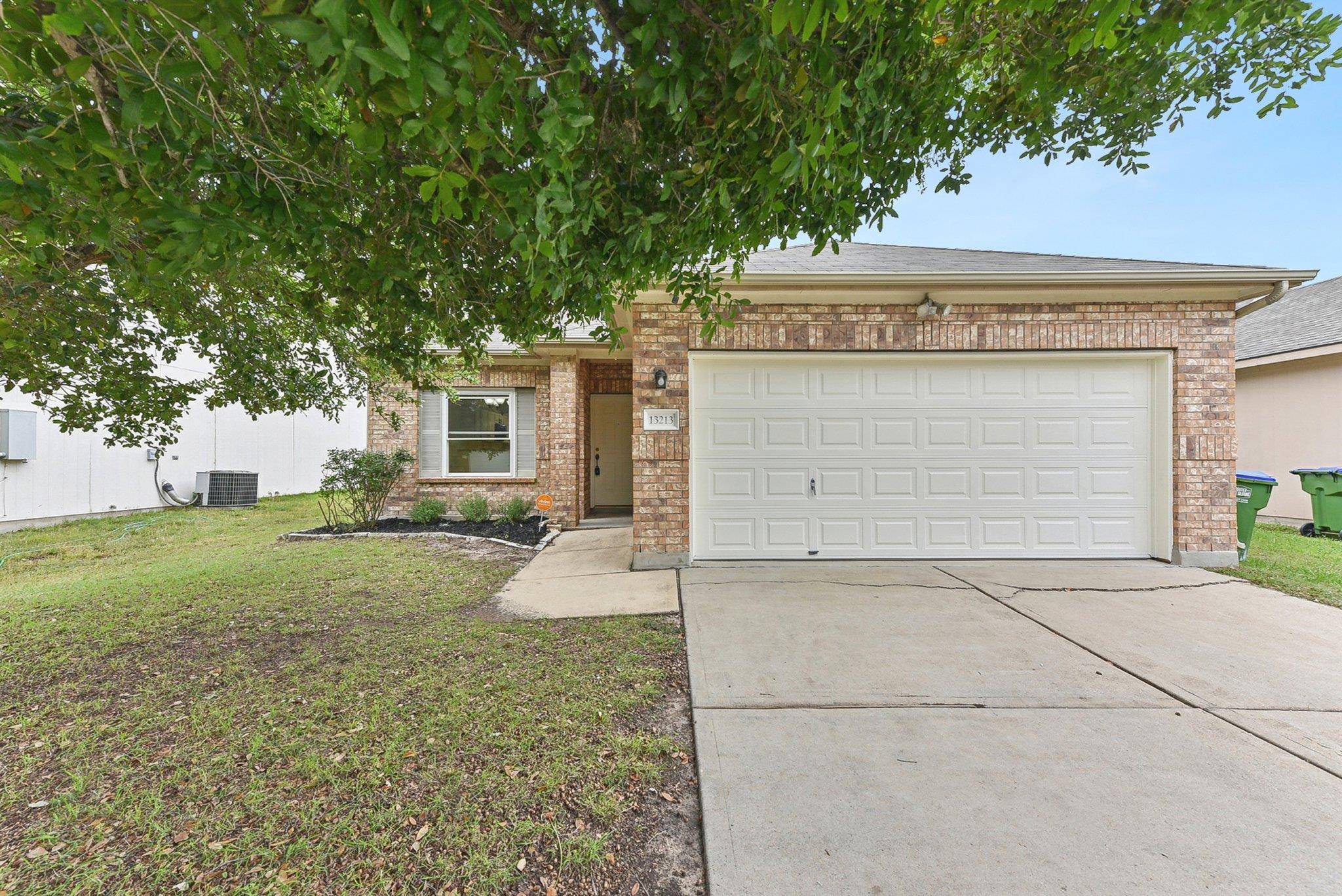 Manor, TX 78653,13213 Marie LN
