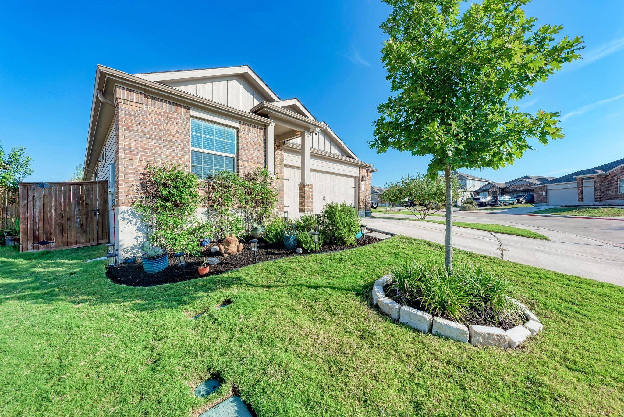 Jarrell, TX 76537,409 Cosmos LN