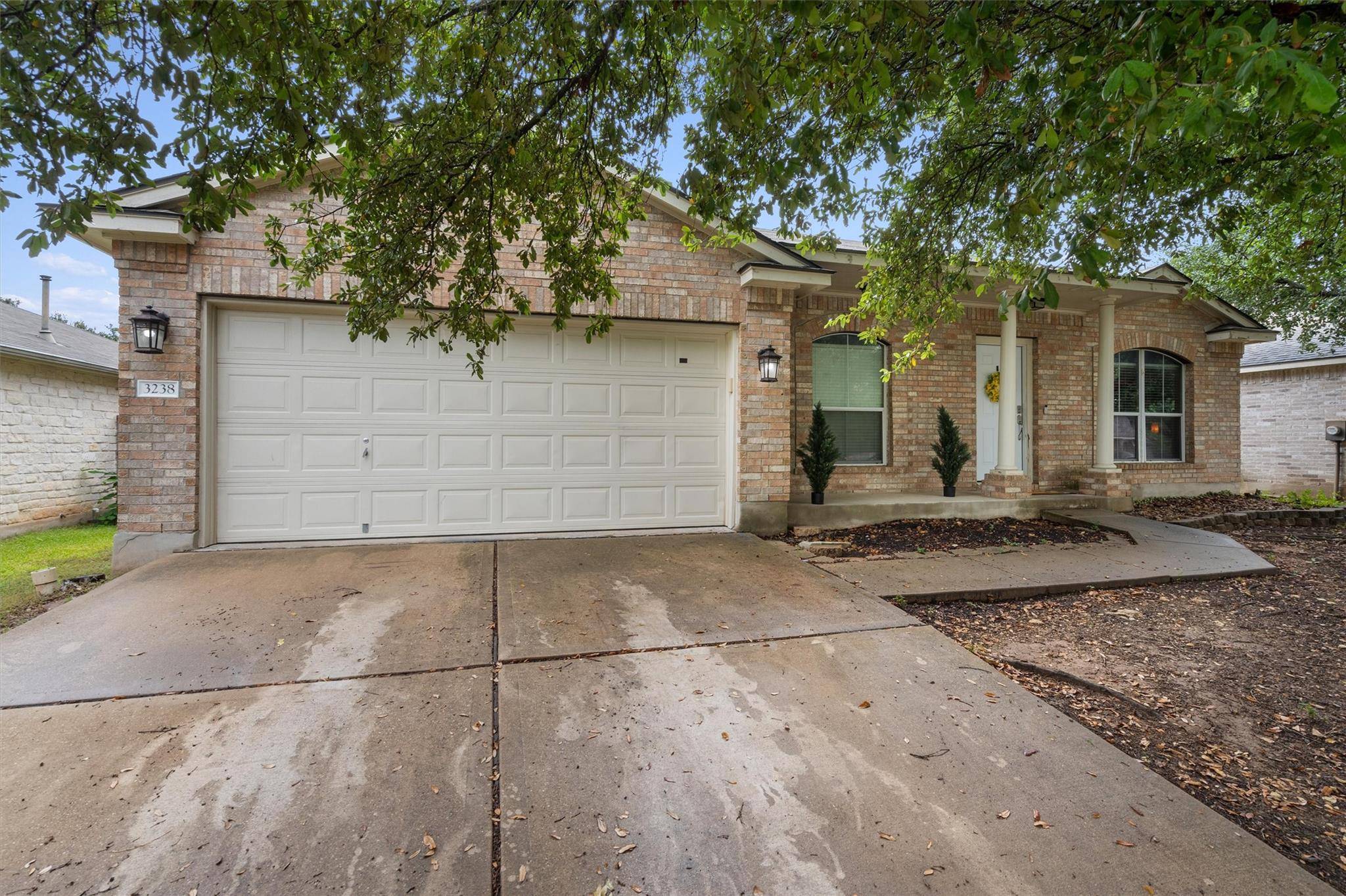 Round Rock, TX 78681,3238 Arroyo Bluff LN