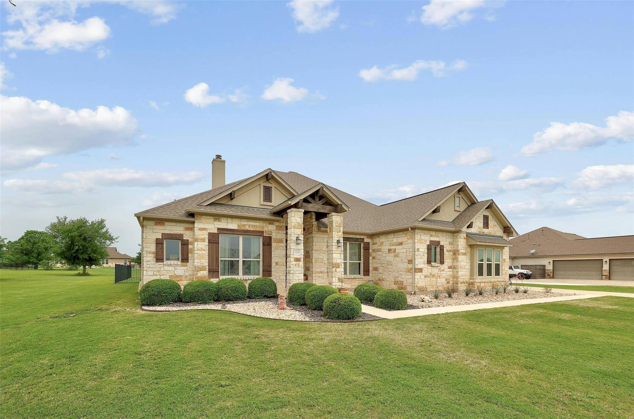 Georgetown, TX 78633,120 Camp Verde DR