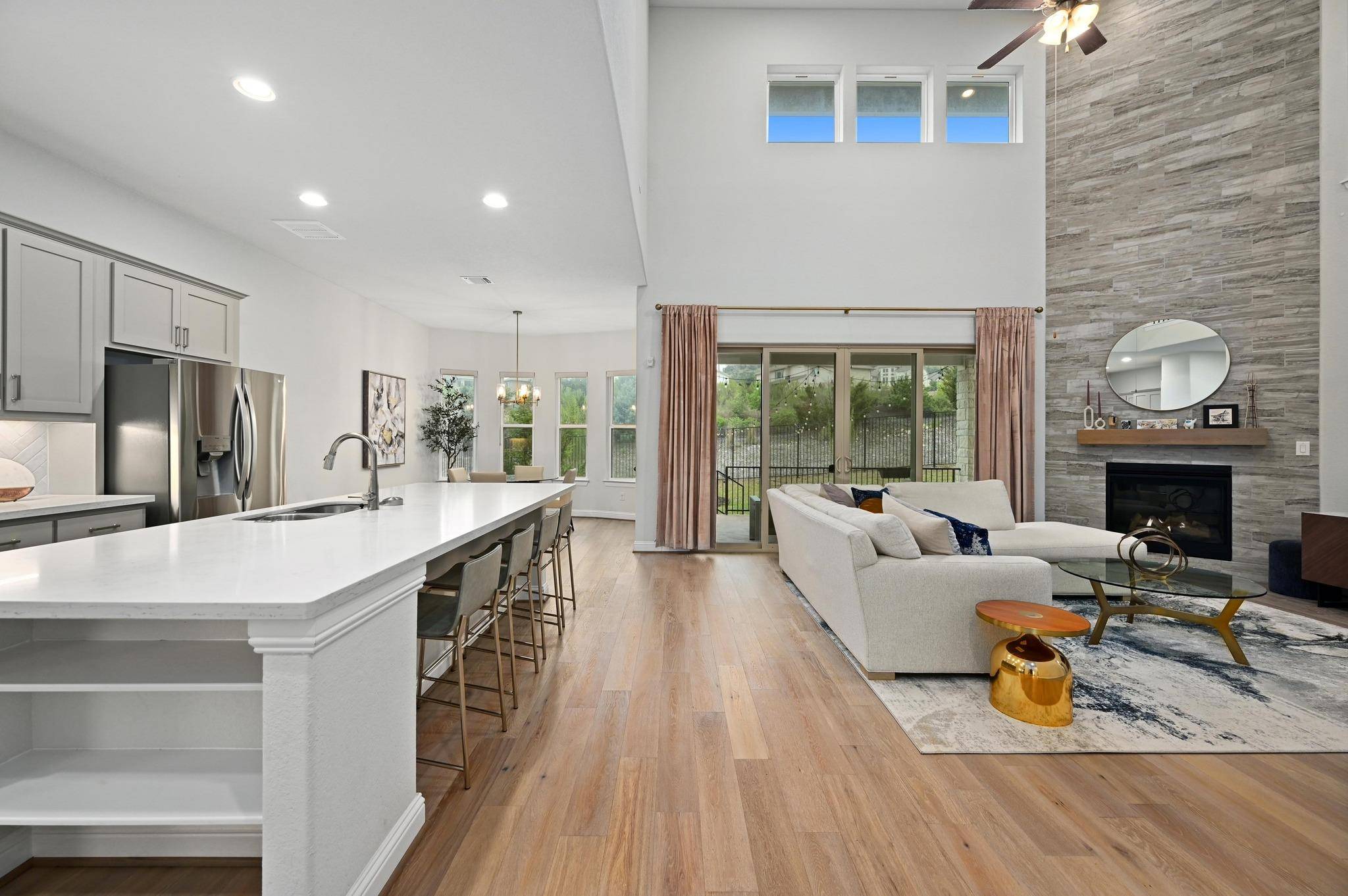 Austin, TX 78738,233 Abbeyville WALK