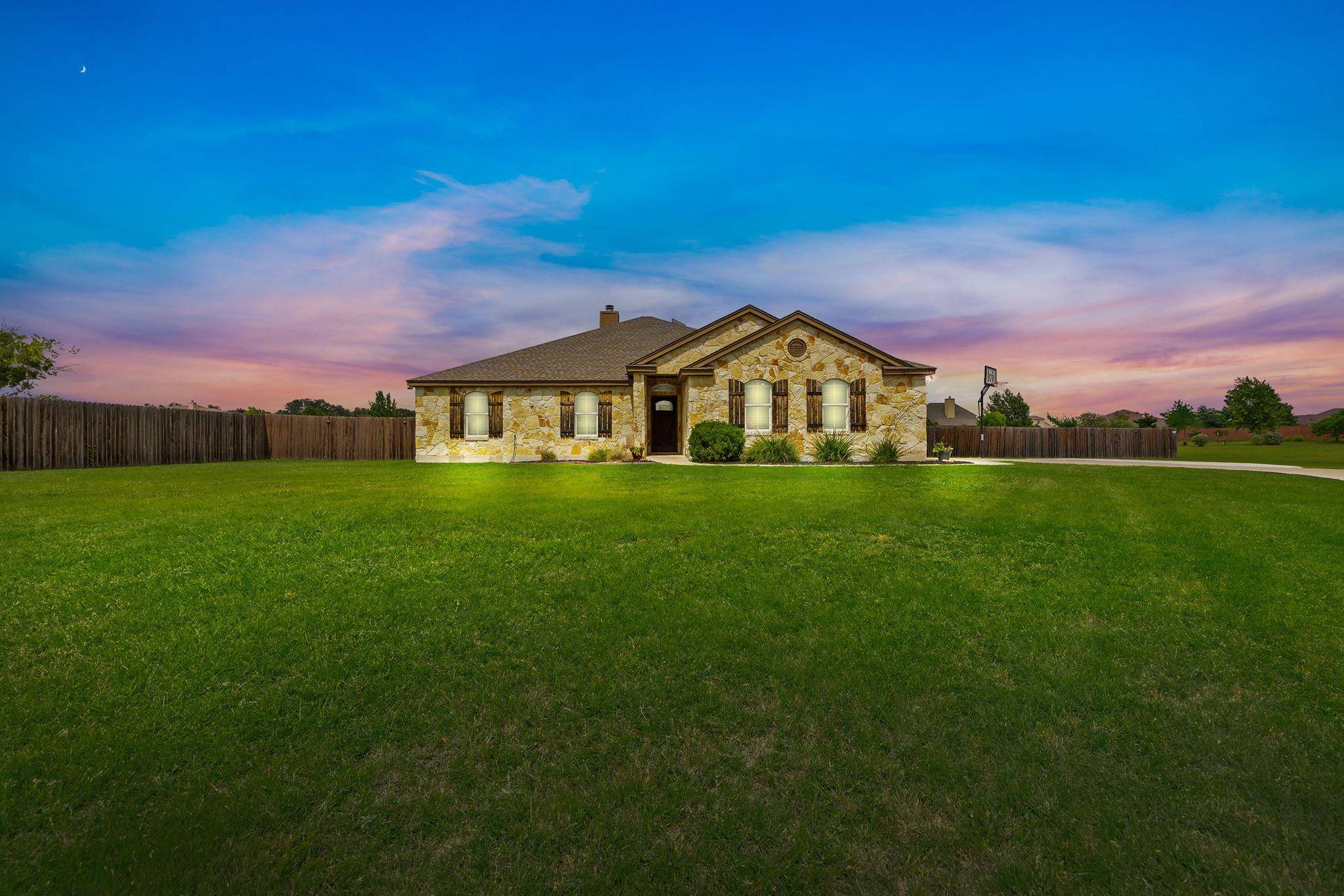 Liberty Hill, TX 78642,104 Angela DR