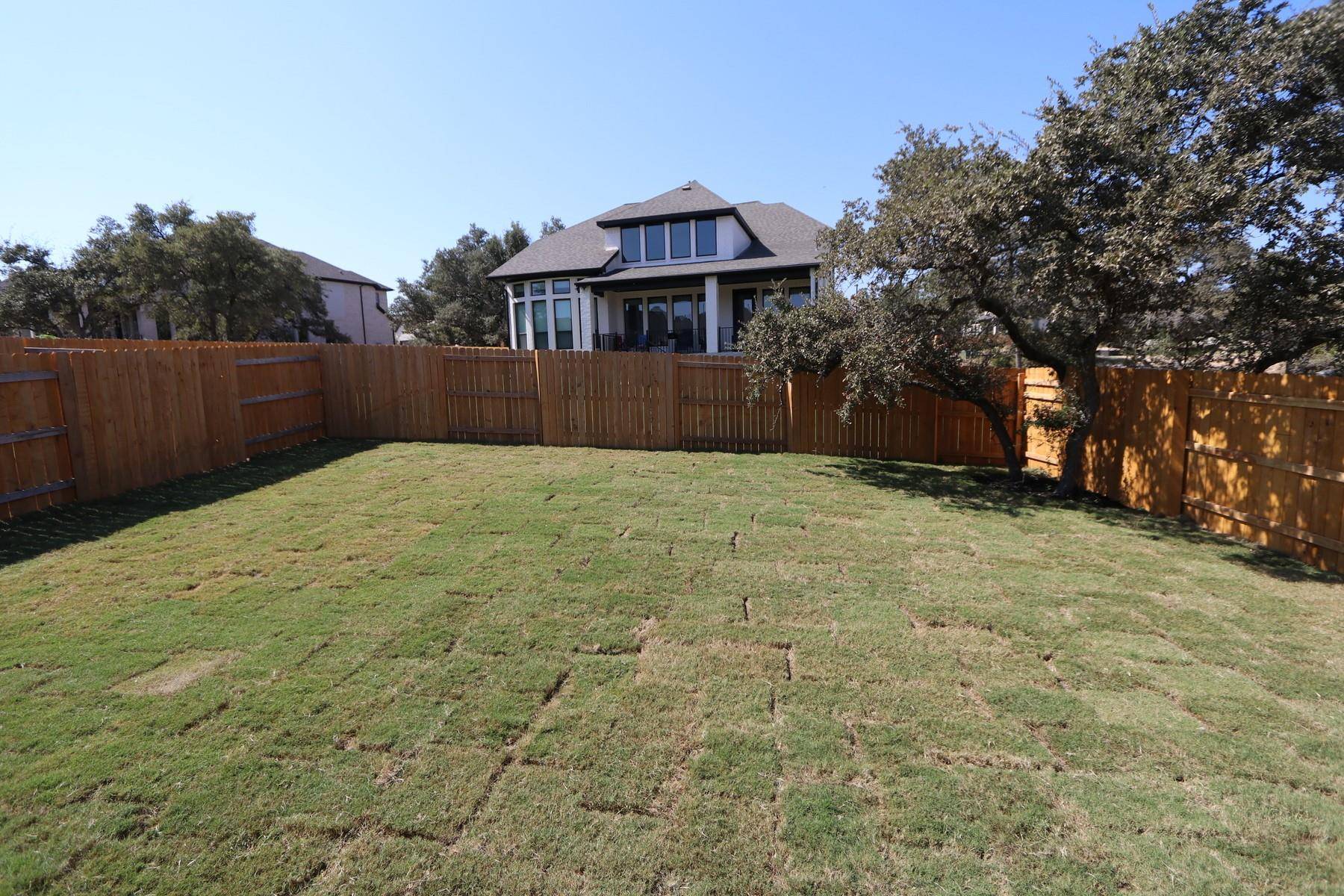 Georgetown, TX 78628,221 Bluff Creek LN