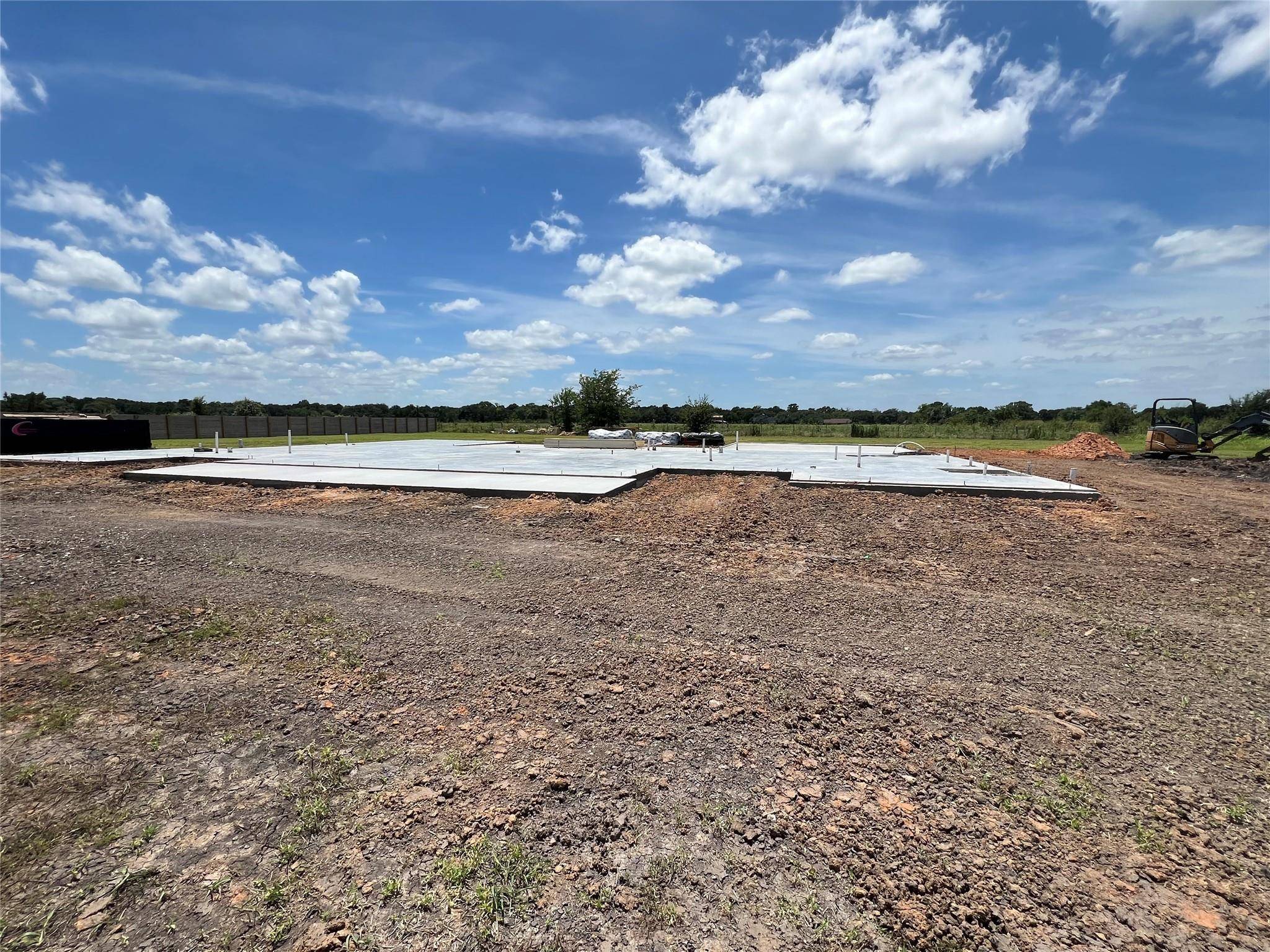 Snook, TX 77878,112 Court Side Drive DR