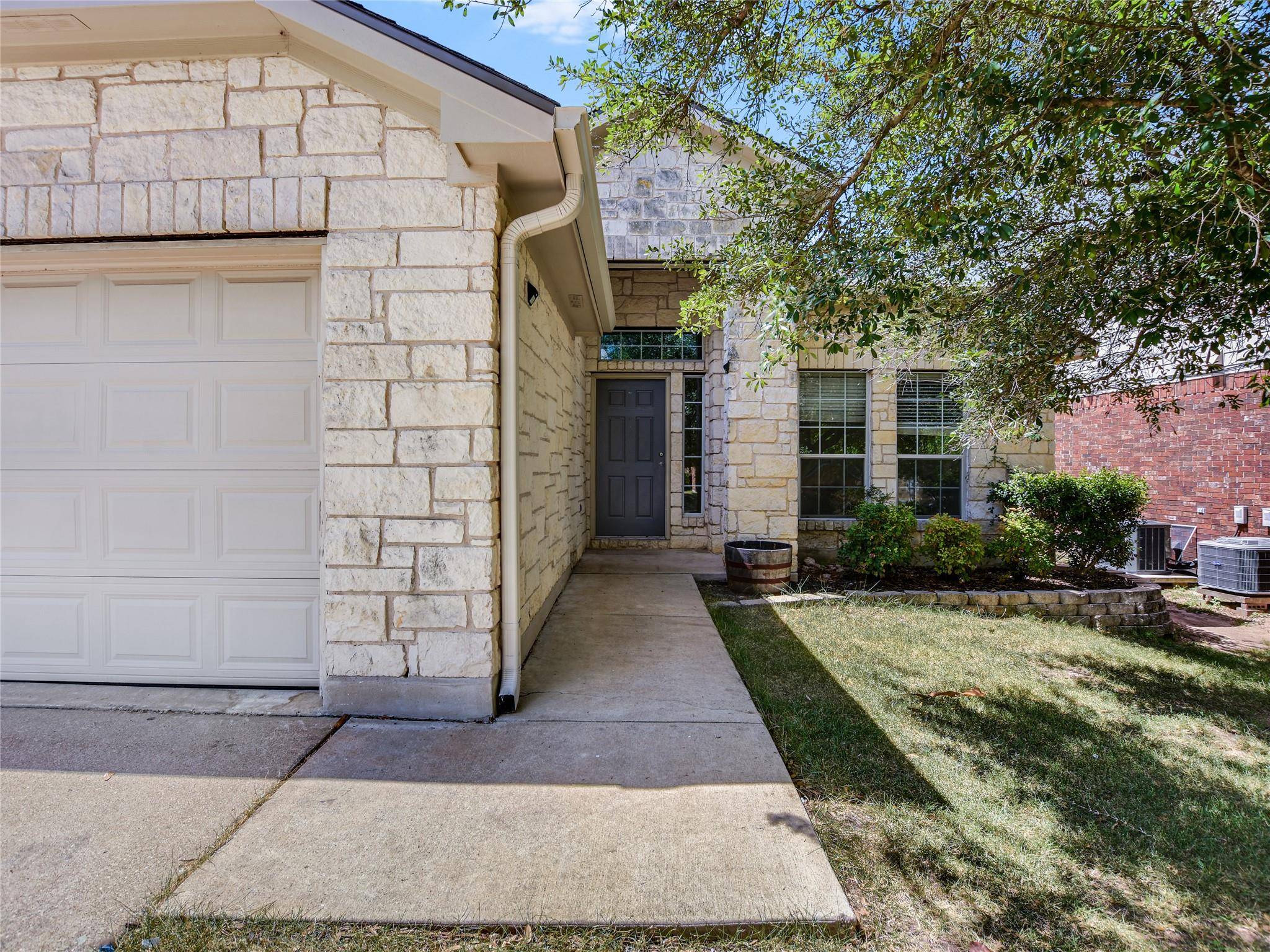 Round Rock, TX 78664,2012 Rachel LN