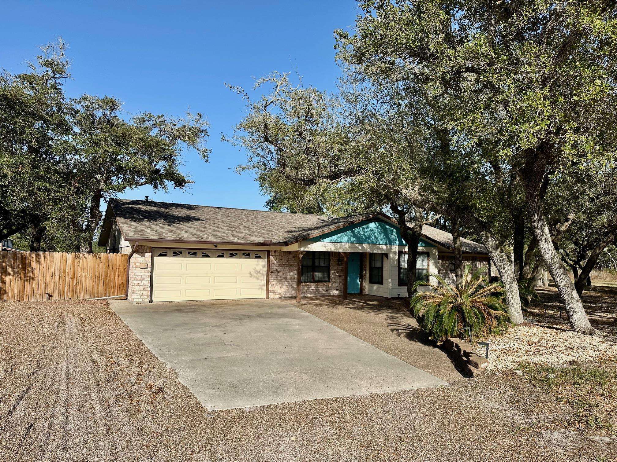 Rockport, TX 78382,1522-1524 Sixteenth ST