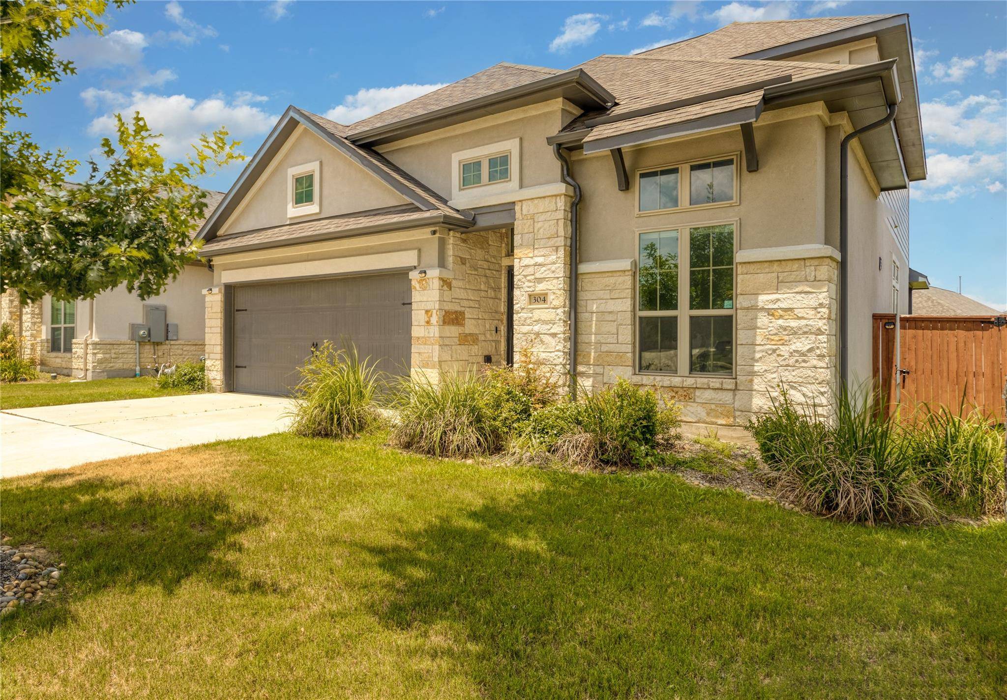 Liberty Hill, TX 78642,304 Glen Arbor DR