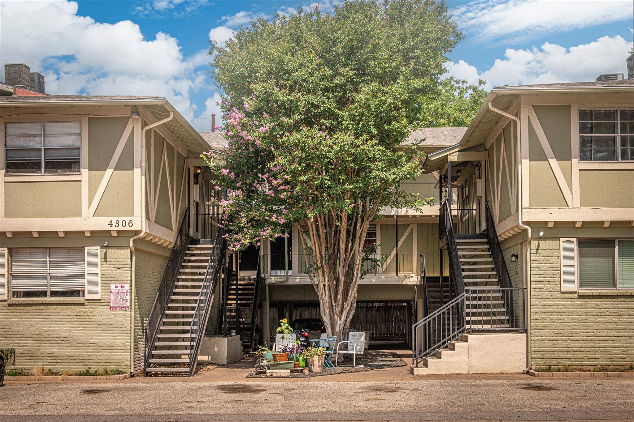 Austin, TX 78751,4306 Avenue A #105