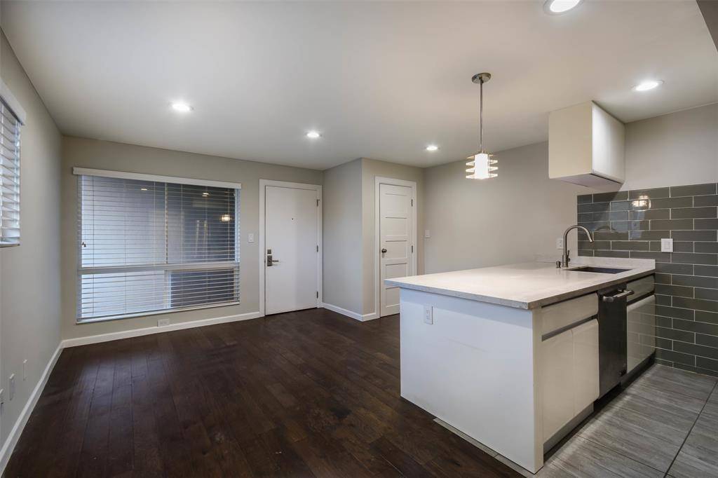 Austin, TX 78705,3110 Red River ST #215