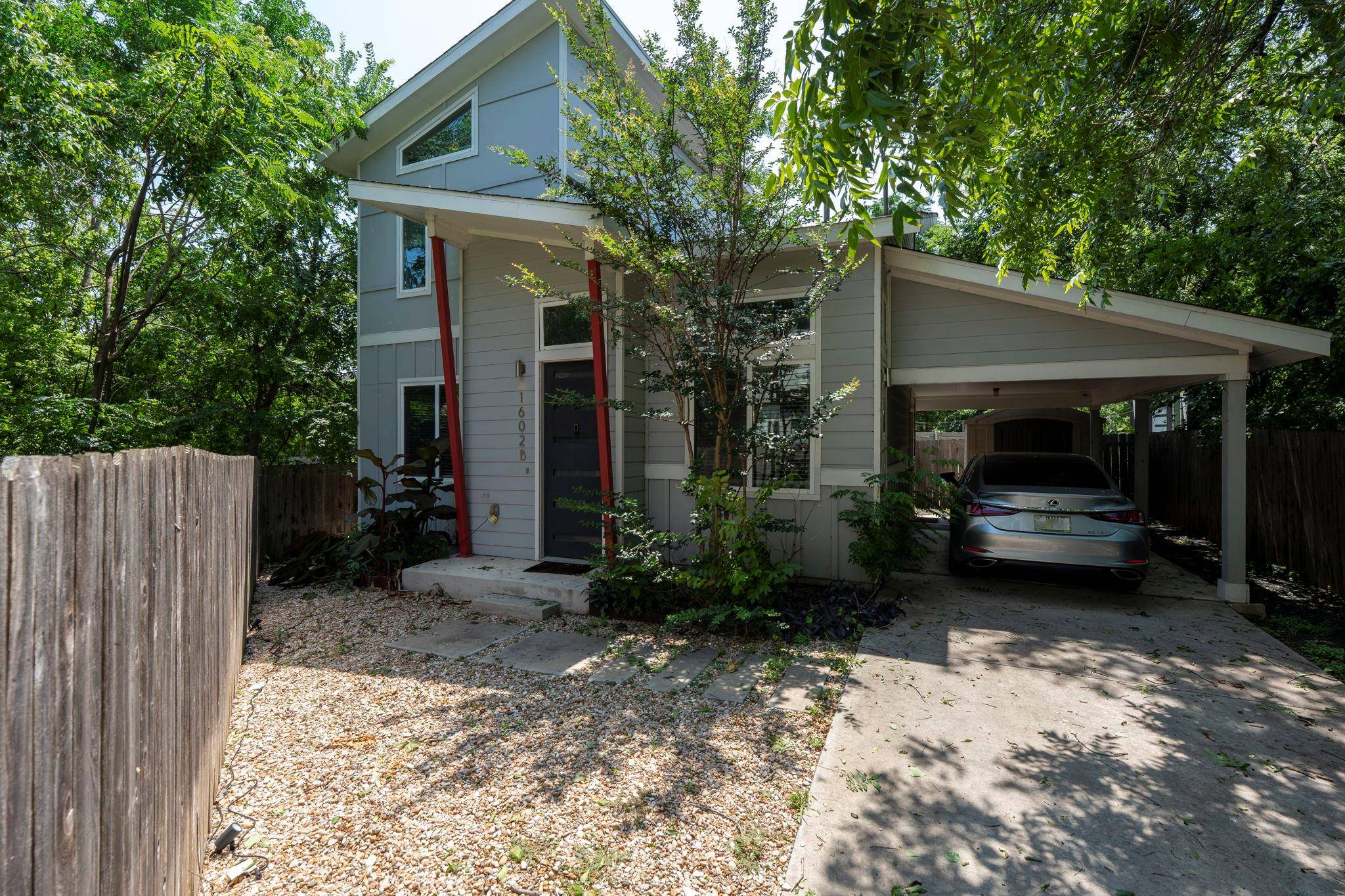 Austin, TX 78702,1602 Chestnut Ave #B