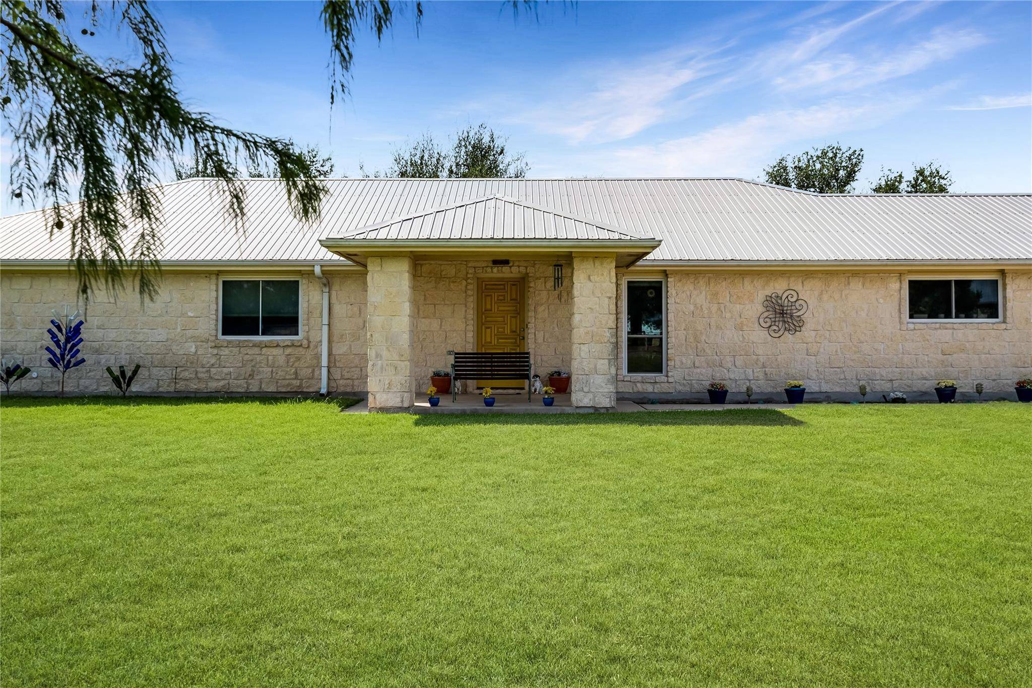 Taylor, TX 76574,311 WINDY LN