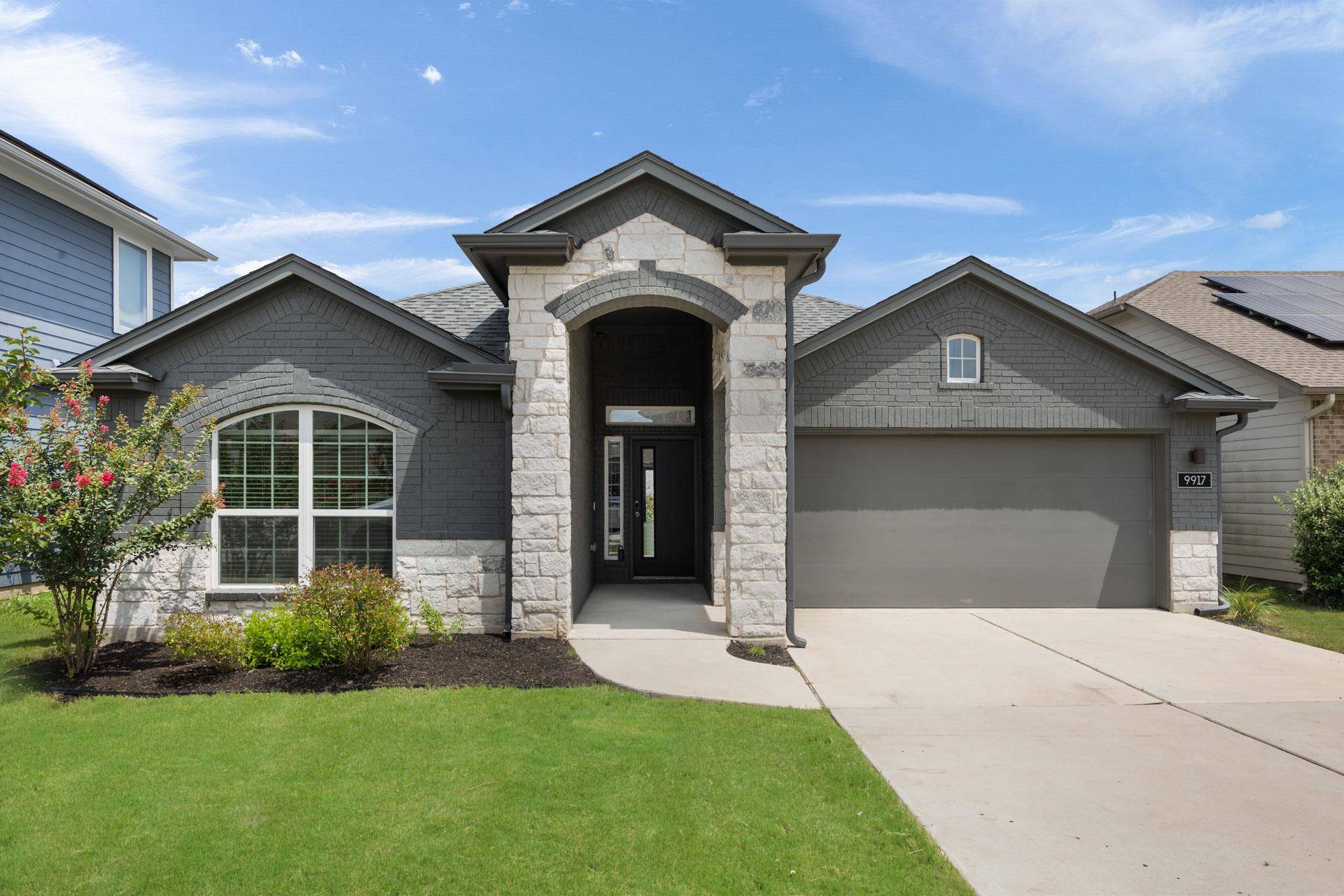 Manor, TX 78653,9917 Becoming ST